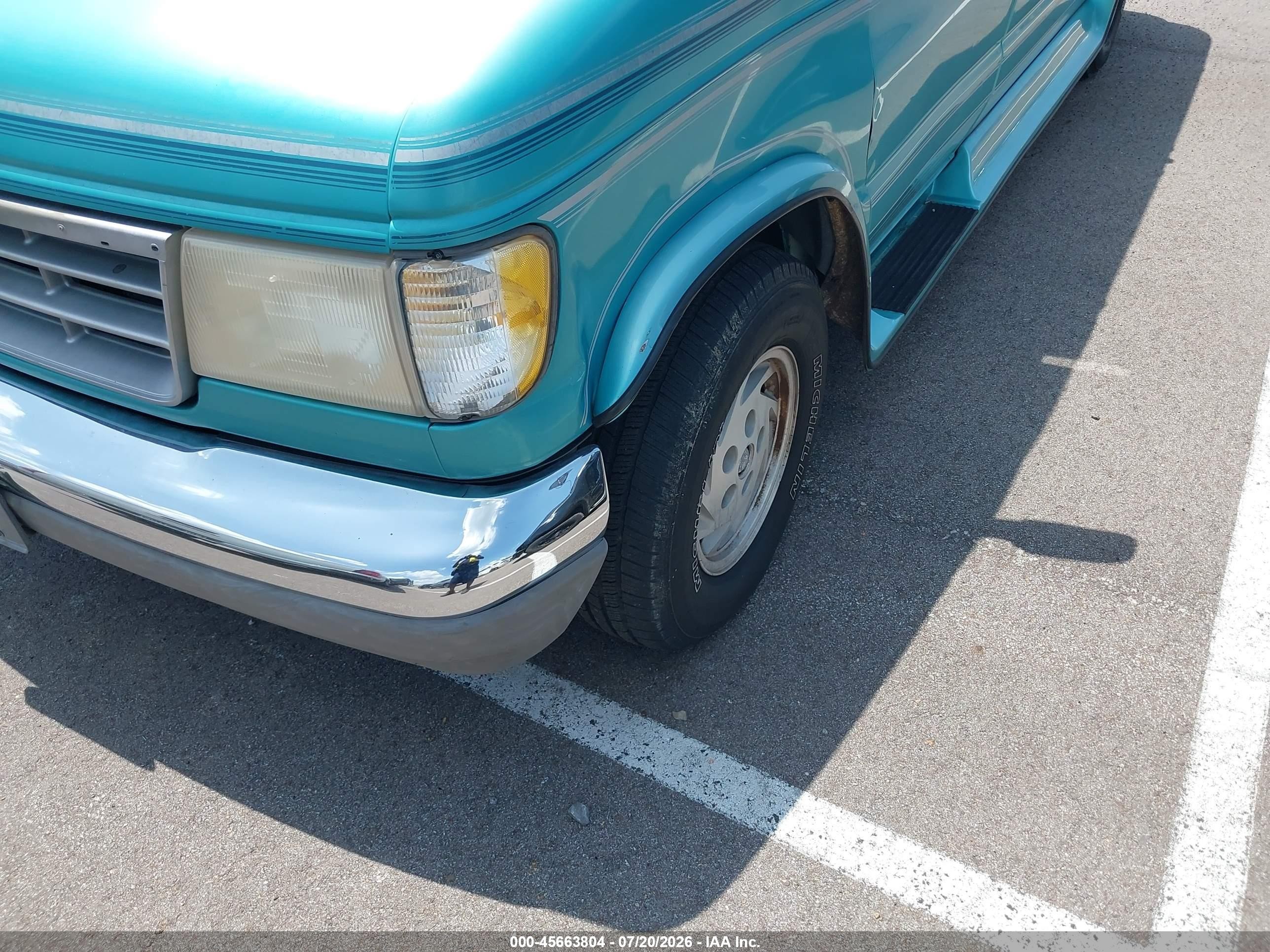 1994 Ford Econoline E150 Van Green vin: 1FDEE14N4RHA65852