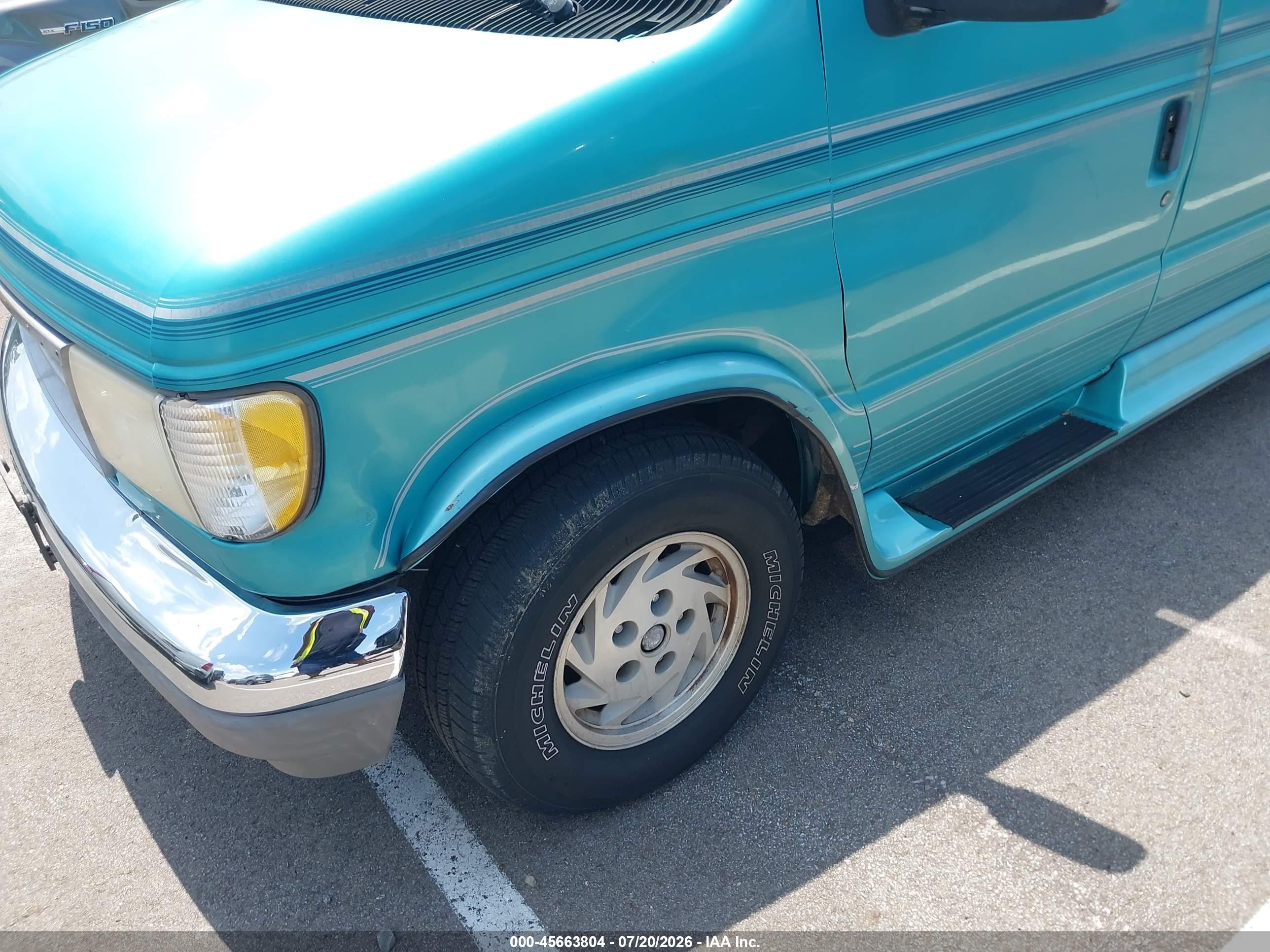 1994 Ford Econoline E150 Van Green vin: 1FDEE14N4RHA65852