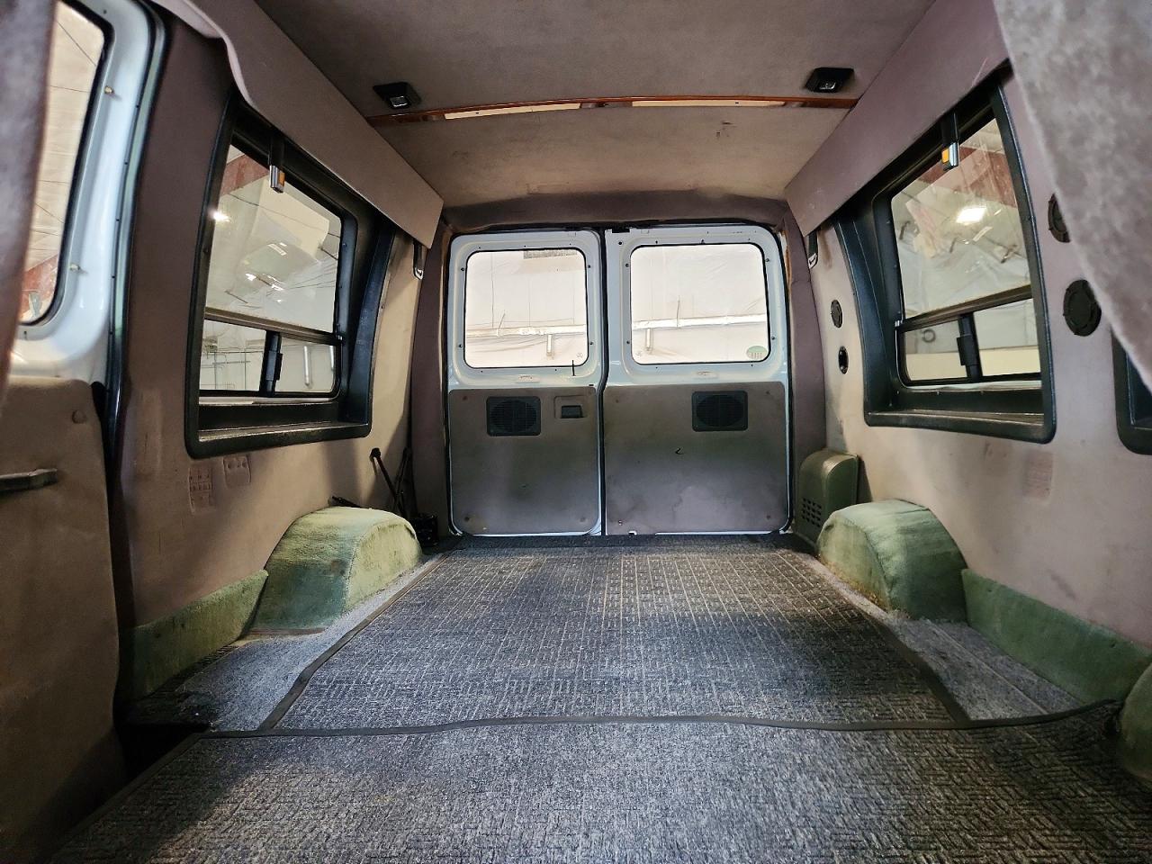 1995 Ford Econoline E150 Van White vin: 1FDEE14Y8SHB44215