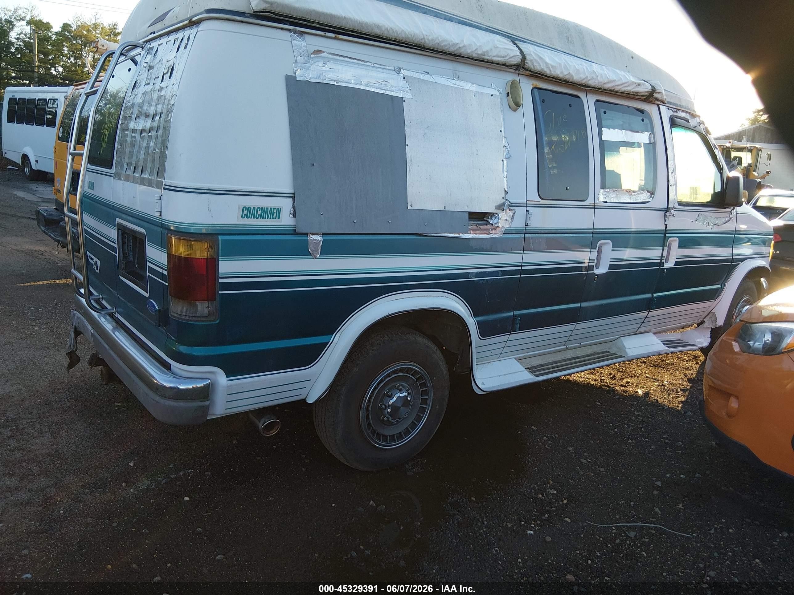 1993 Ford Econoline E250 Van White vin: 1FDHE24HXPHB97377