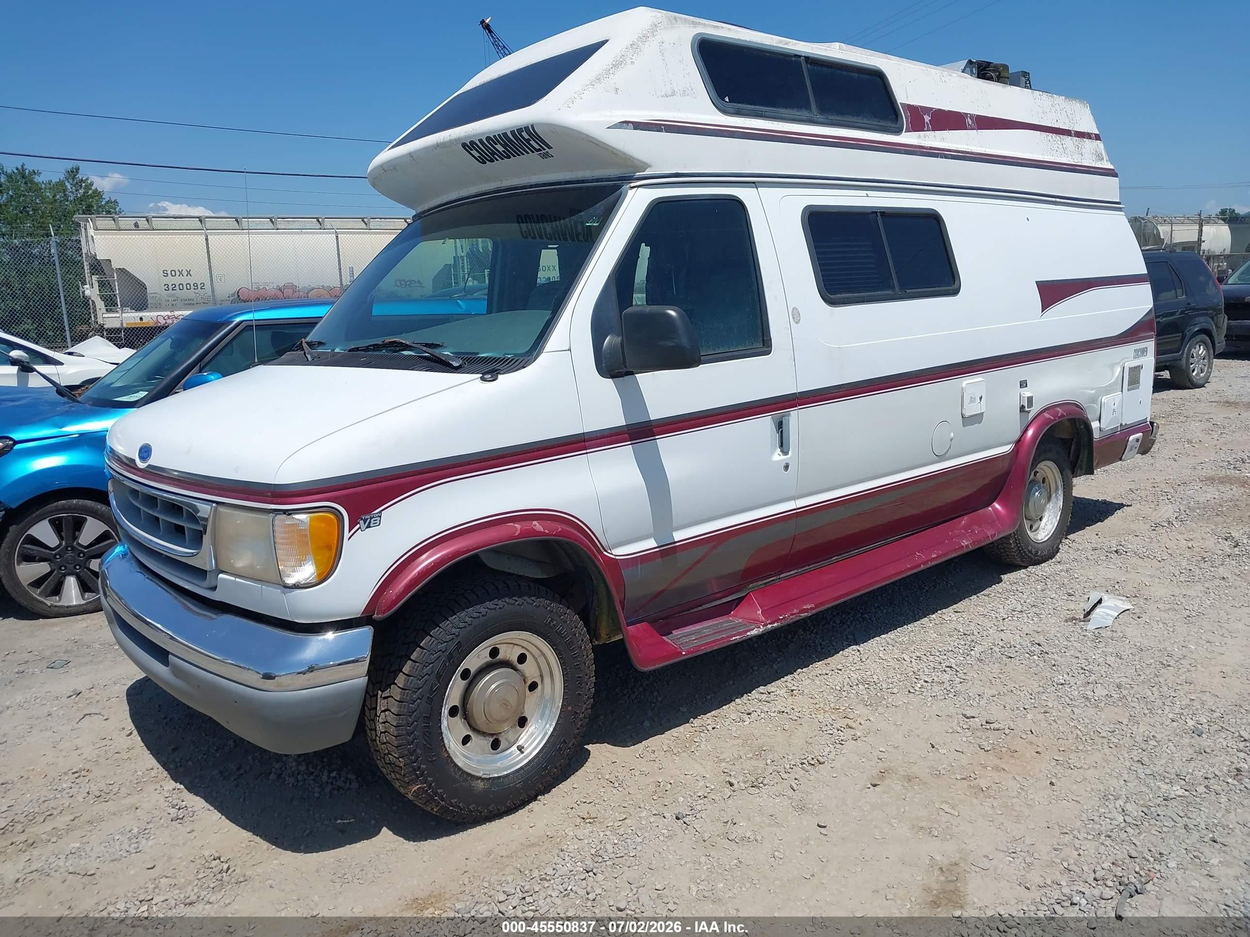 1997 Ford Econoline   White vin: 1FDHS24LXVHB02178