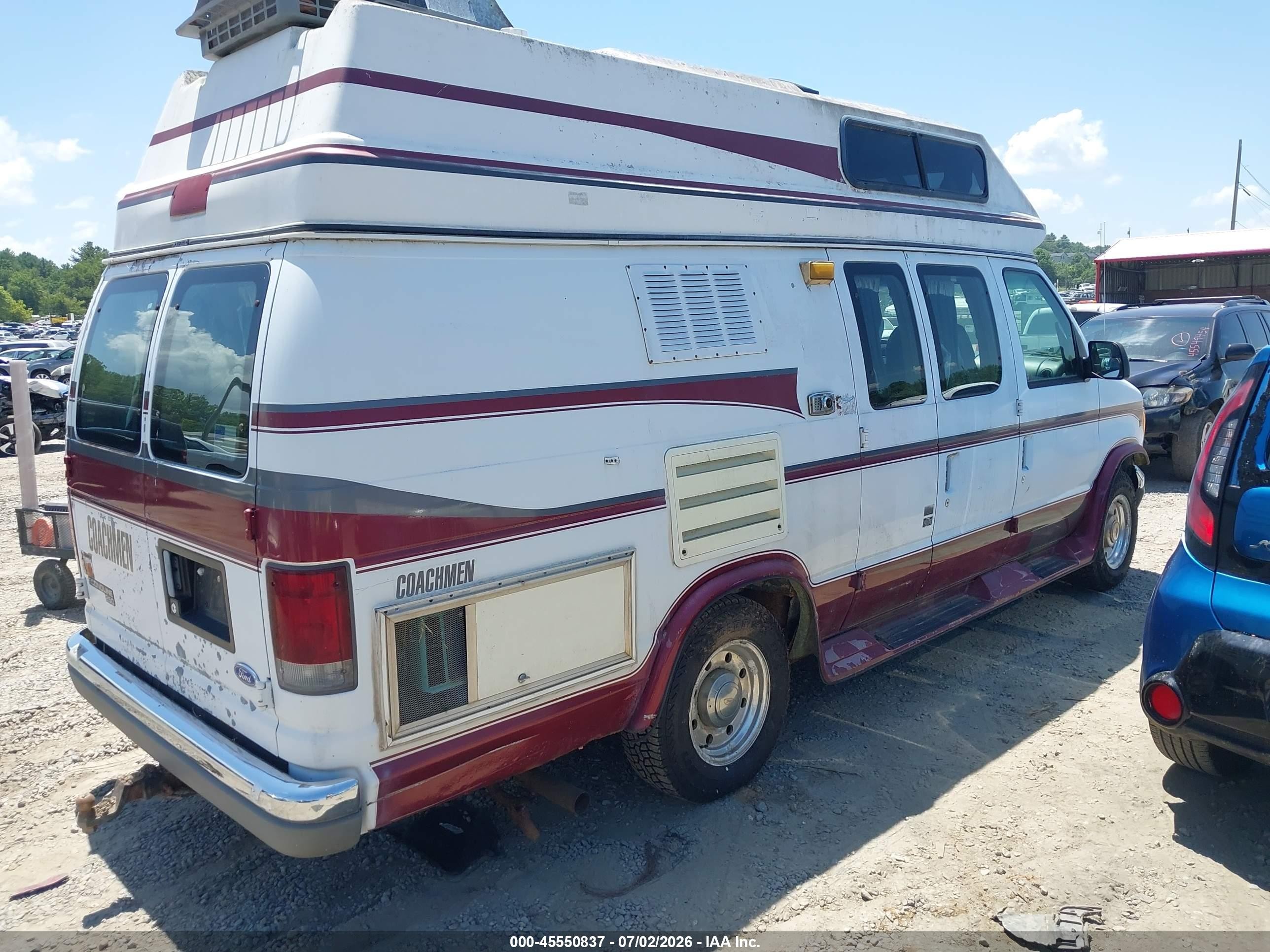 1997 Ford Econoline   White vin: 1FDHS24LXVHB02178