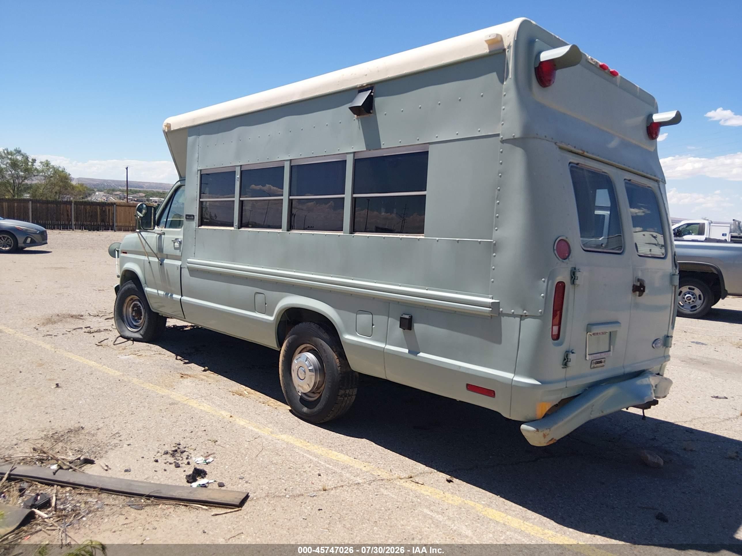 1989 Ford Econoline E350 Van Green vin: 1FDJE34H1KHB05993