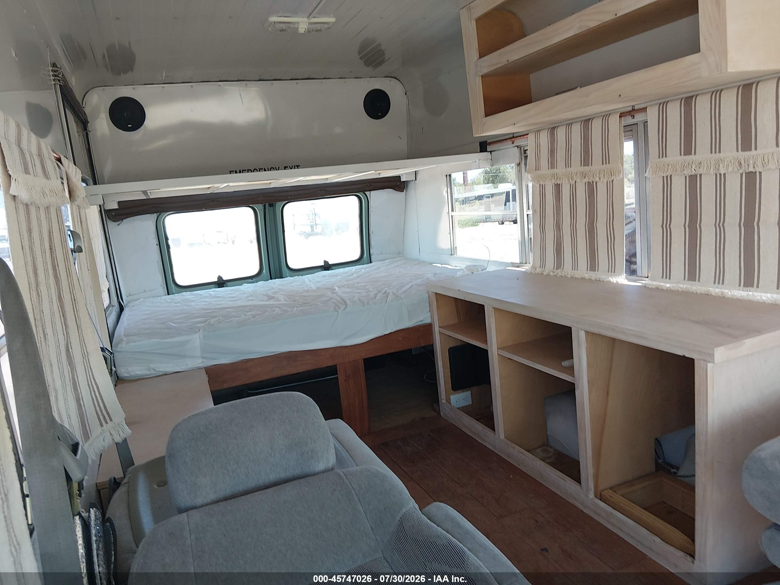 1989 Ford Econoline E350 Van Green vin: 1FDJE34H1KHB05993