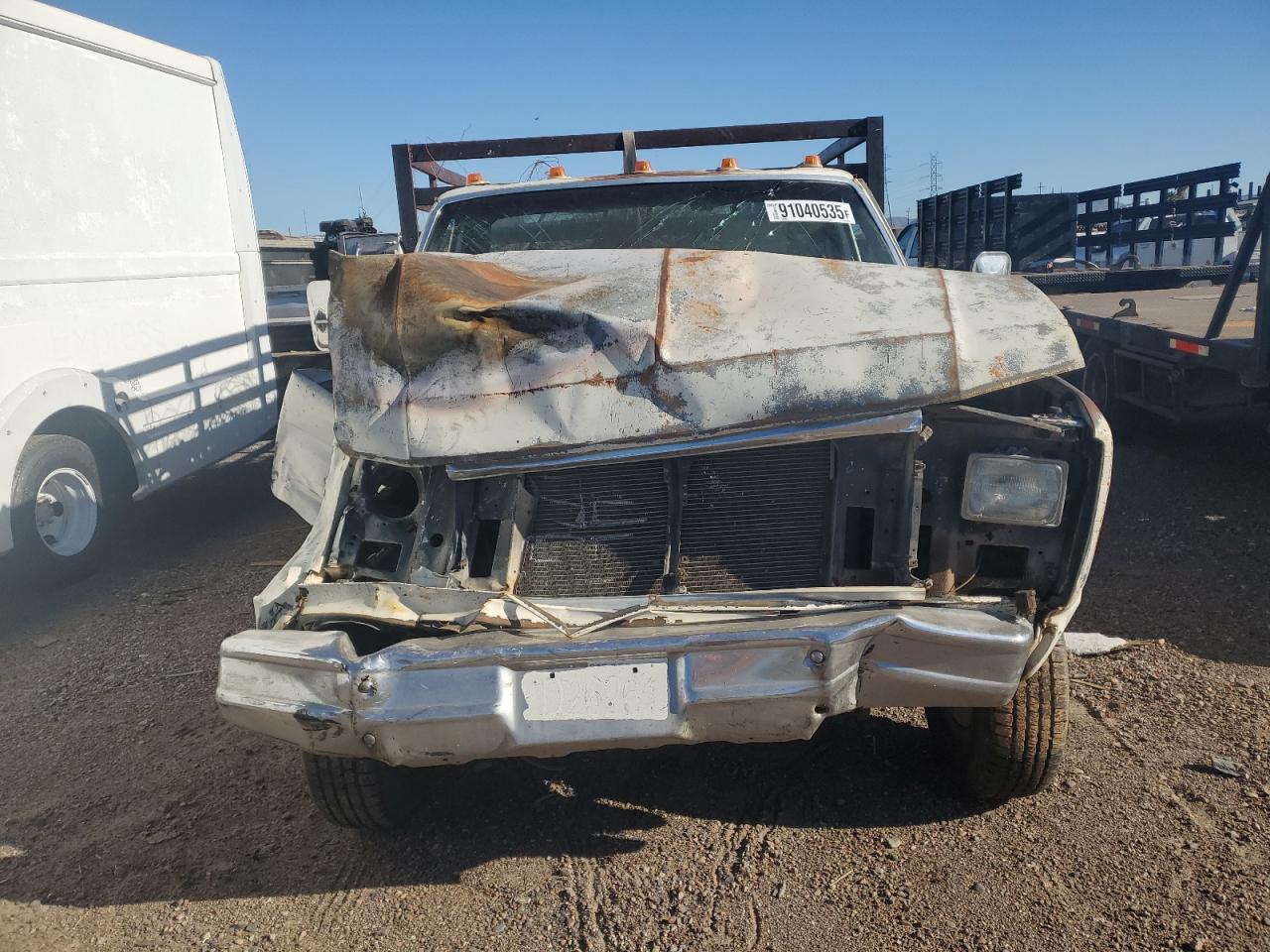 1986 Ford F350 White vin: 1FDJF37H5GNA82901