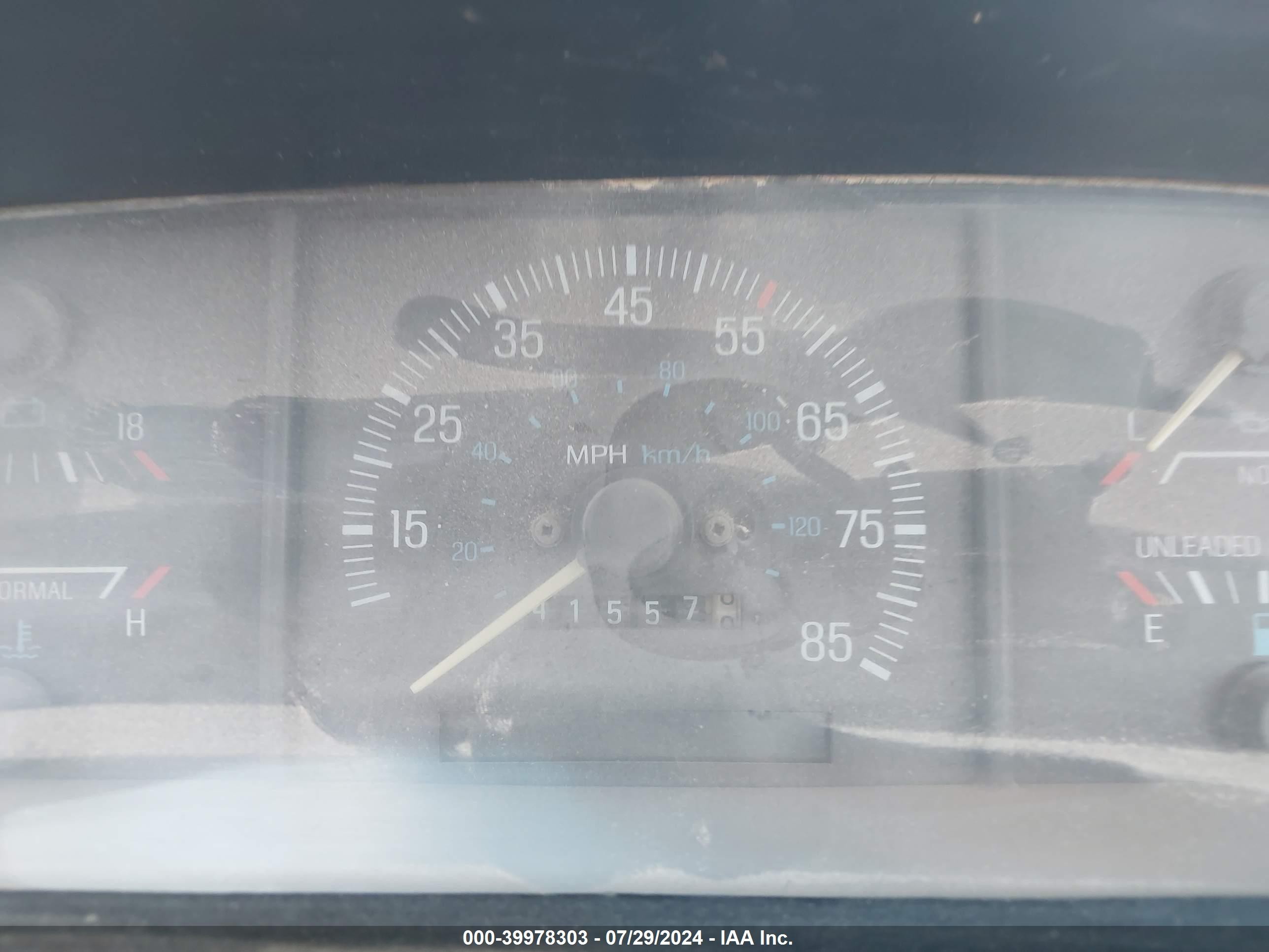 1989 Ford F350   White vin: 1FDJF37Y1KNA45580