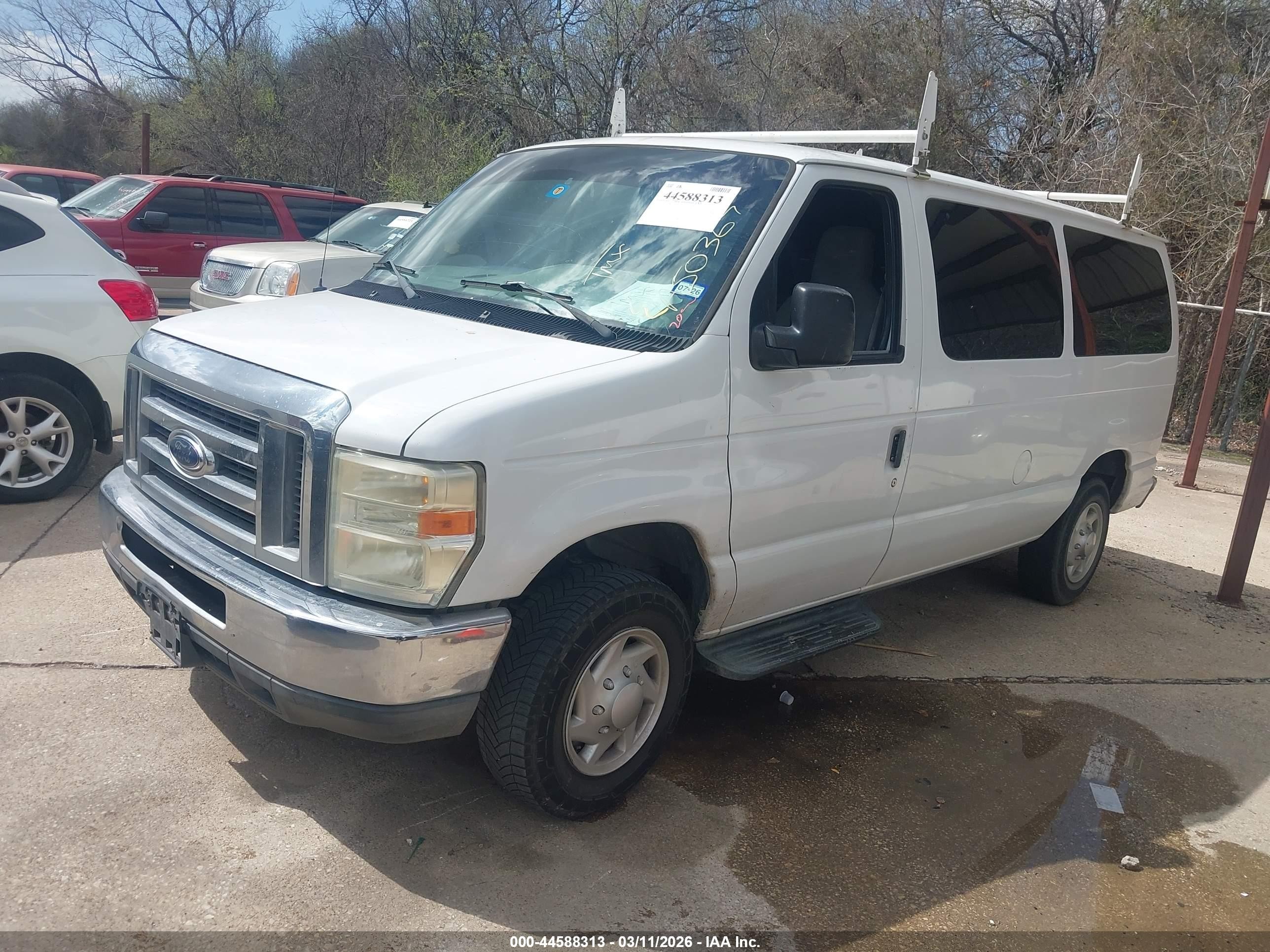 2010 Ford E-150 Xlt White vin: 1FDNE1BW0ADA50367