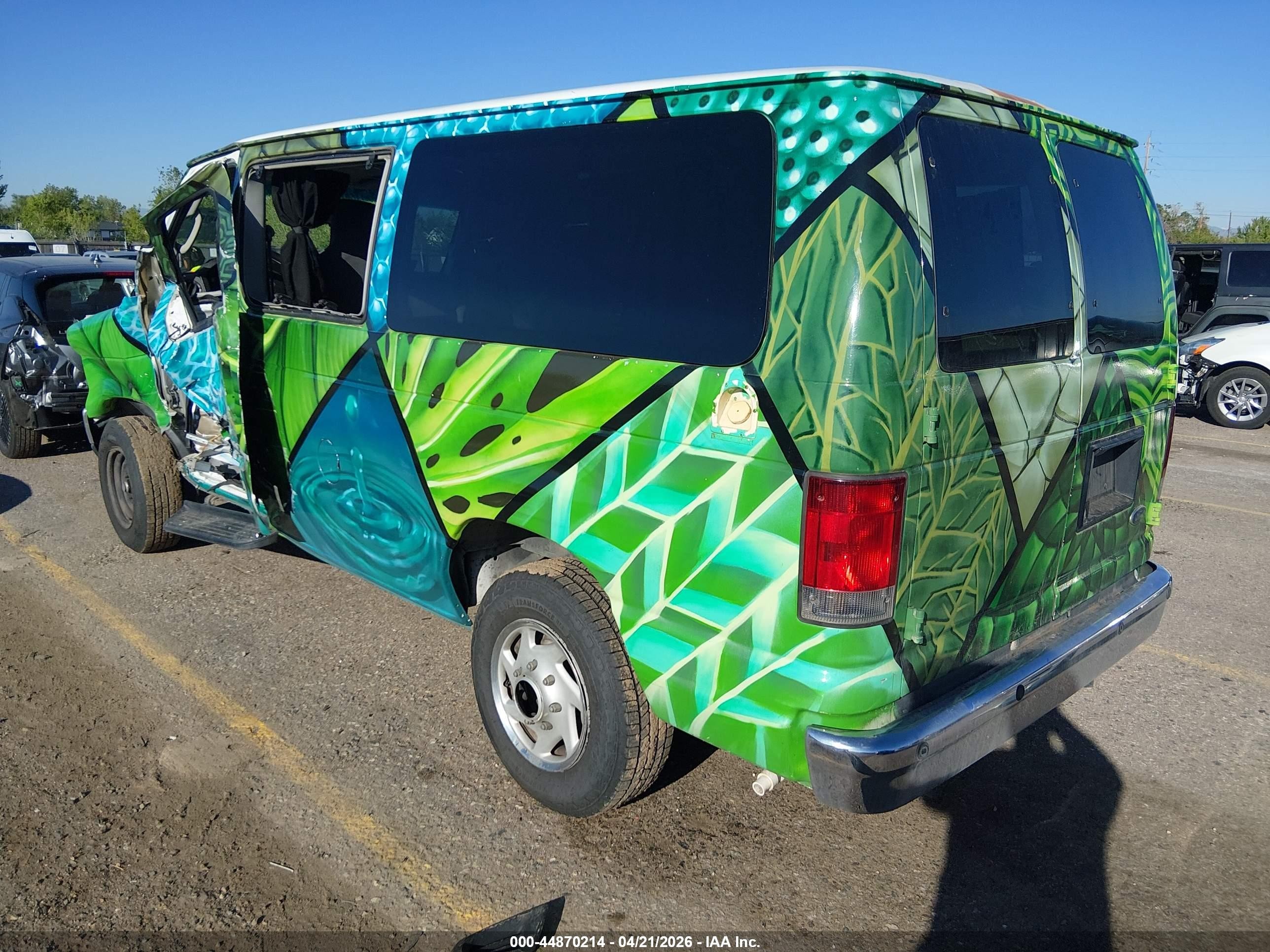 2013 Ford E-150 Xlt Green vin: 1FDNE1BW4DDB19677