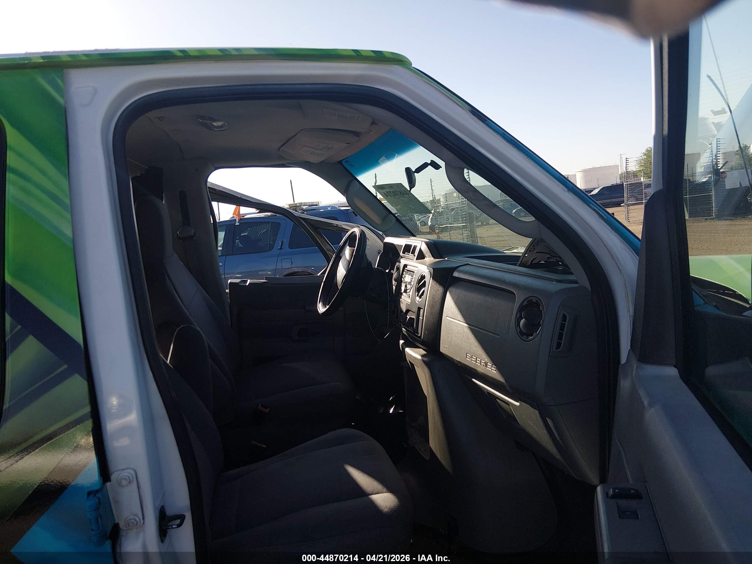 2013 Ford E-150 Xlt Green vin: 1FDNE1BW4DDB19677