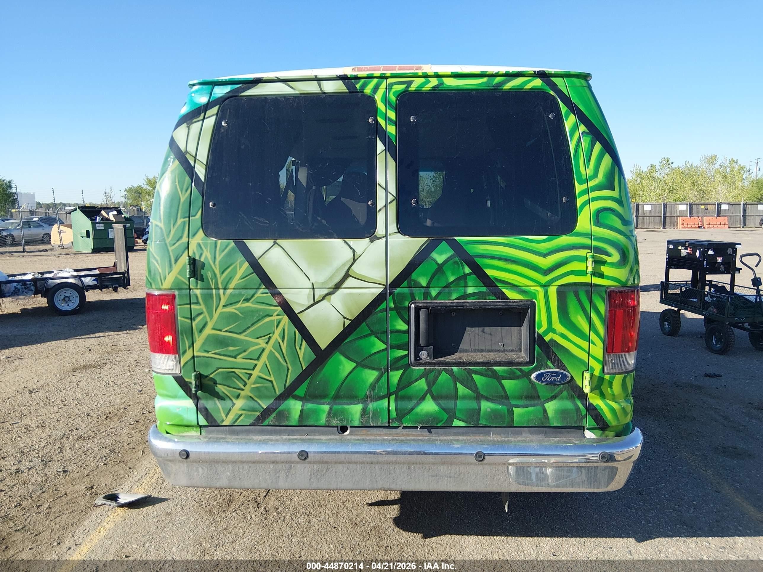 2013 Ford E-150 Xlt Green vin: 1FDNE1BW4DDB19677