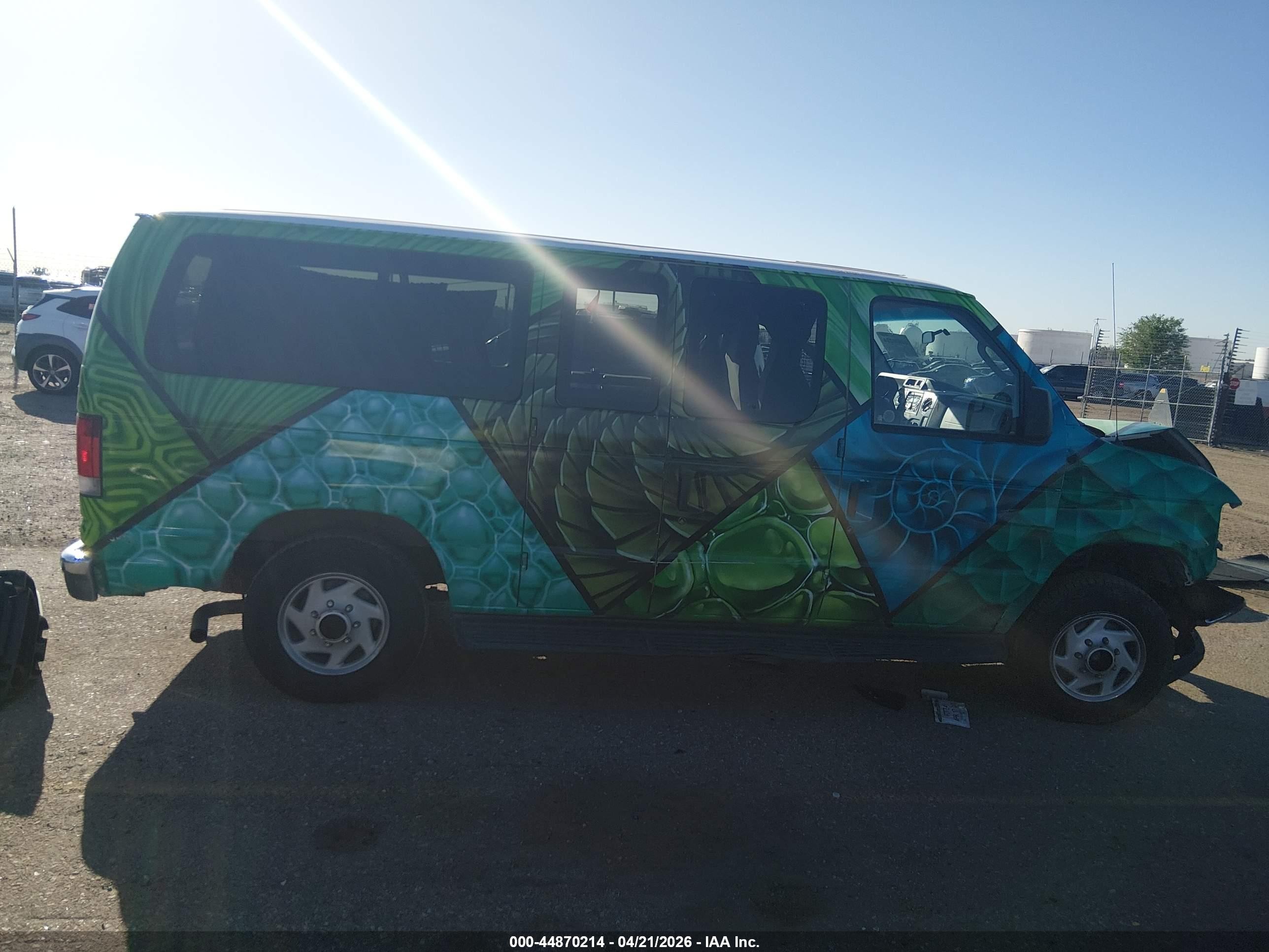 2013 Ford E-150 Xlt Green vin: 1FDNE1BW4DDB19677