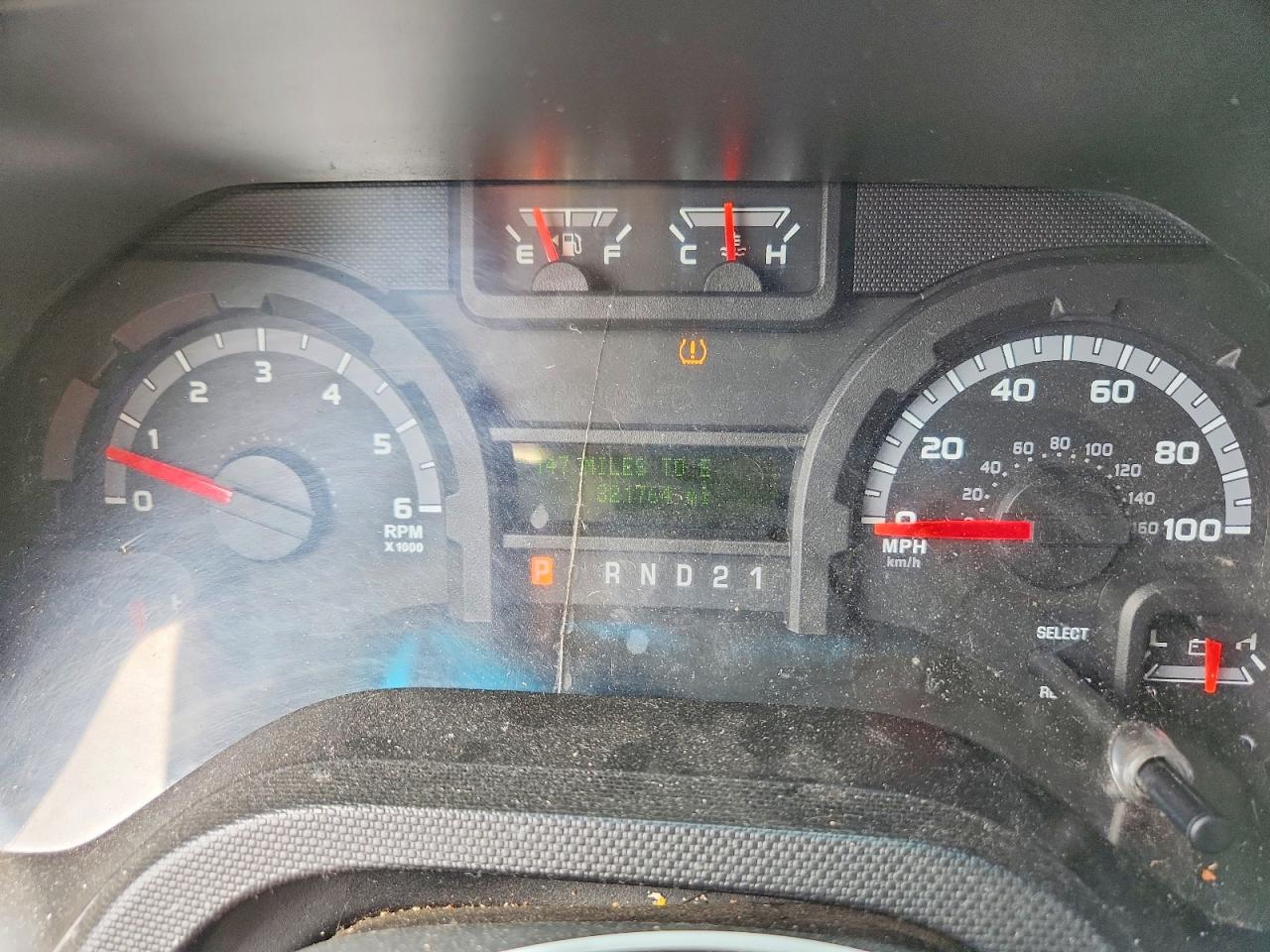 2013 Ford E-150 Two Tone vin: 1FDNE1BW9DDA85820