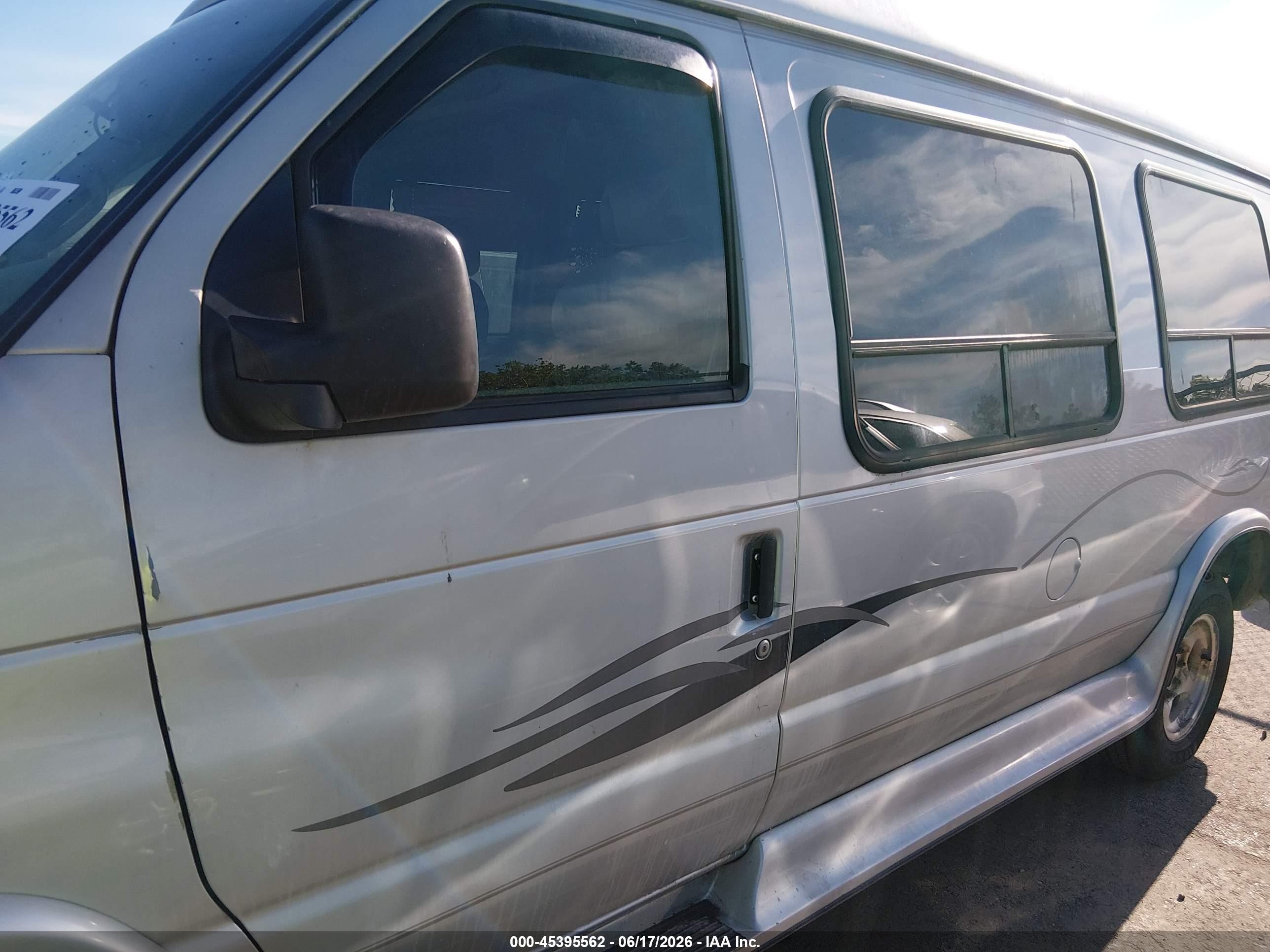 2012 Ford E-150 Commercial/recreational Silver vin: 1FDNE1EL4CDA04867