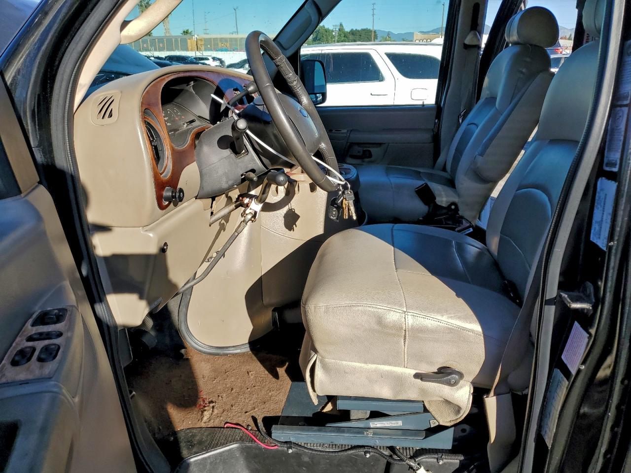 2004 Ford Econoline E250 Van Black vin: 1FDNE24L14HA27685