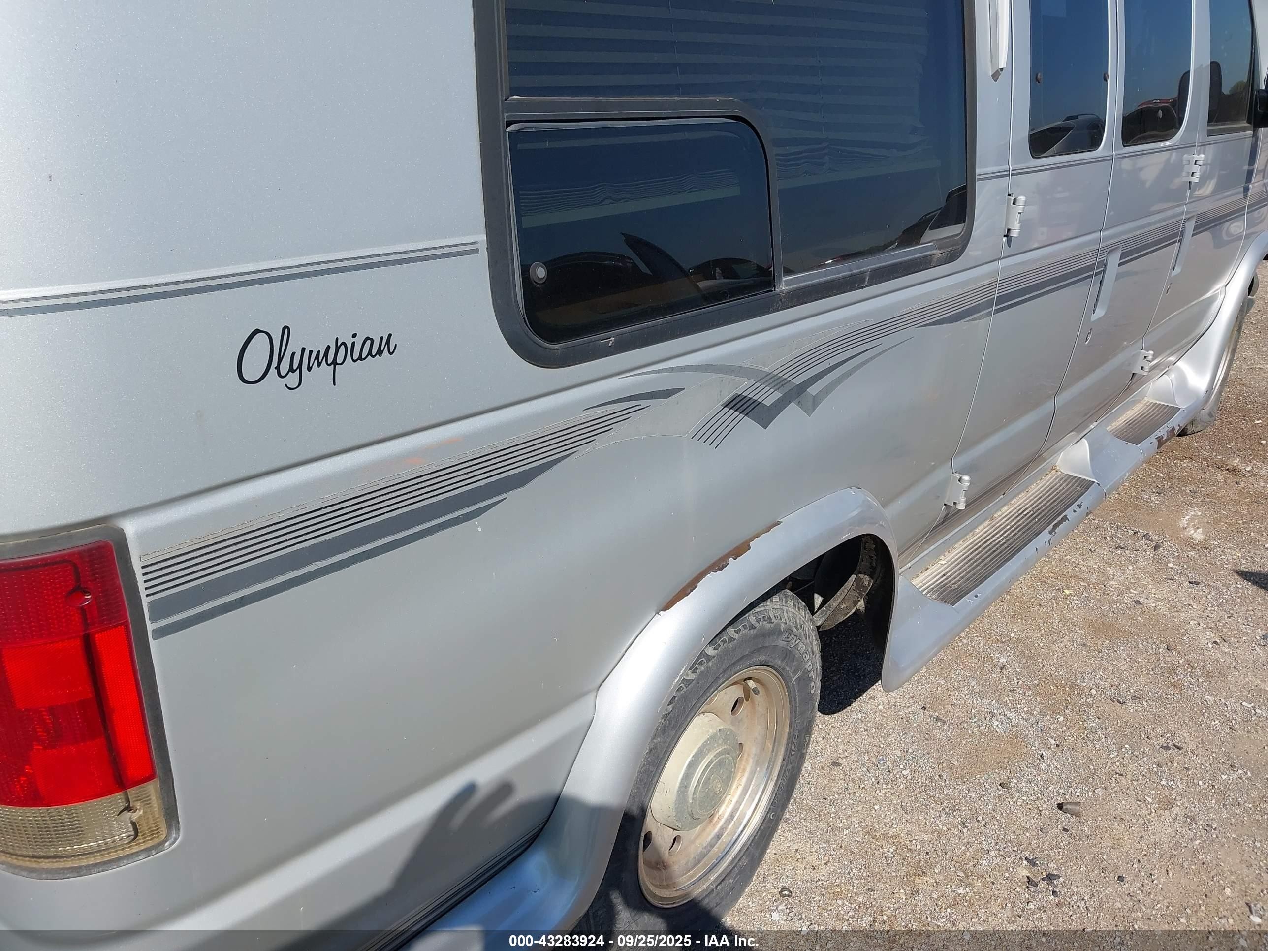 2004 Ford E-250 Recreational Silver vin: 1FDNE24L44HA18804