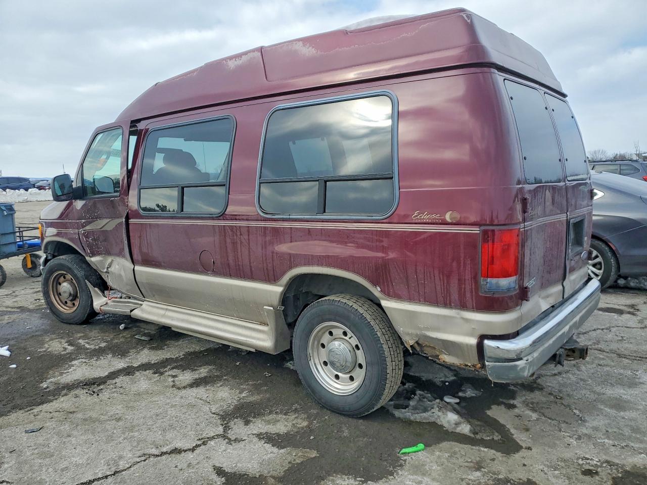 2004 Ford Econoline E250 Van Maroon vin: 1FDNE24L74HA27335