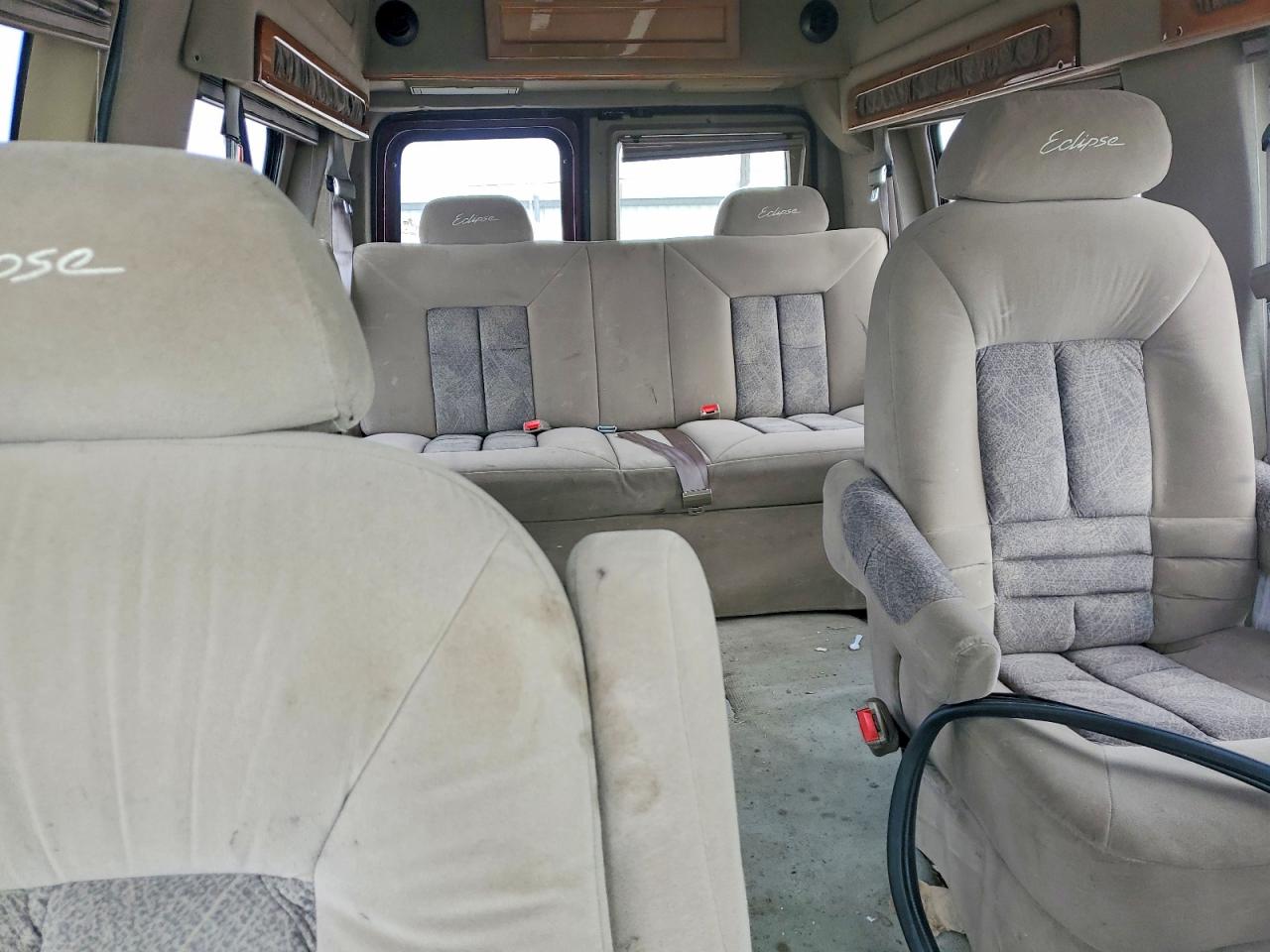 2004 Ford Econoline E250 Van Maroon vin: 1FDNE24L74HA27335
