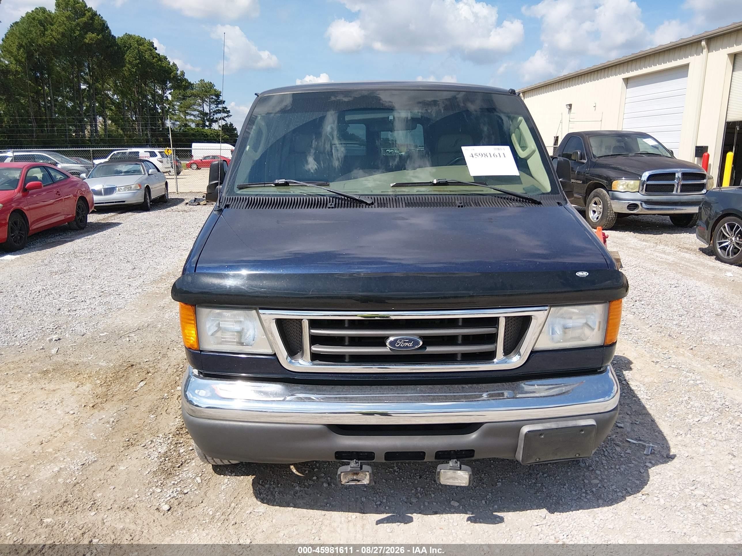 2005 Ford E-250 Recreational Blue vin: 1FDNE24L75HA40815