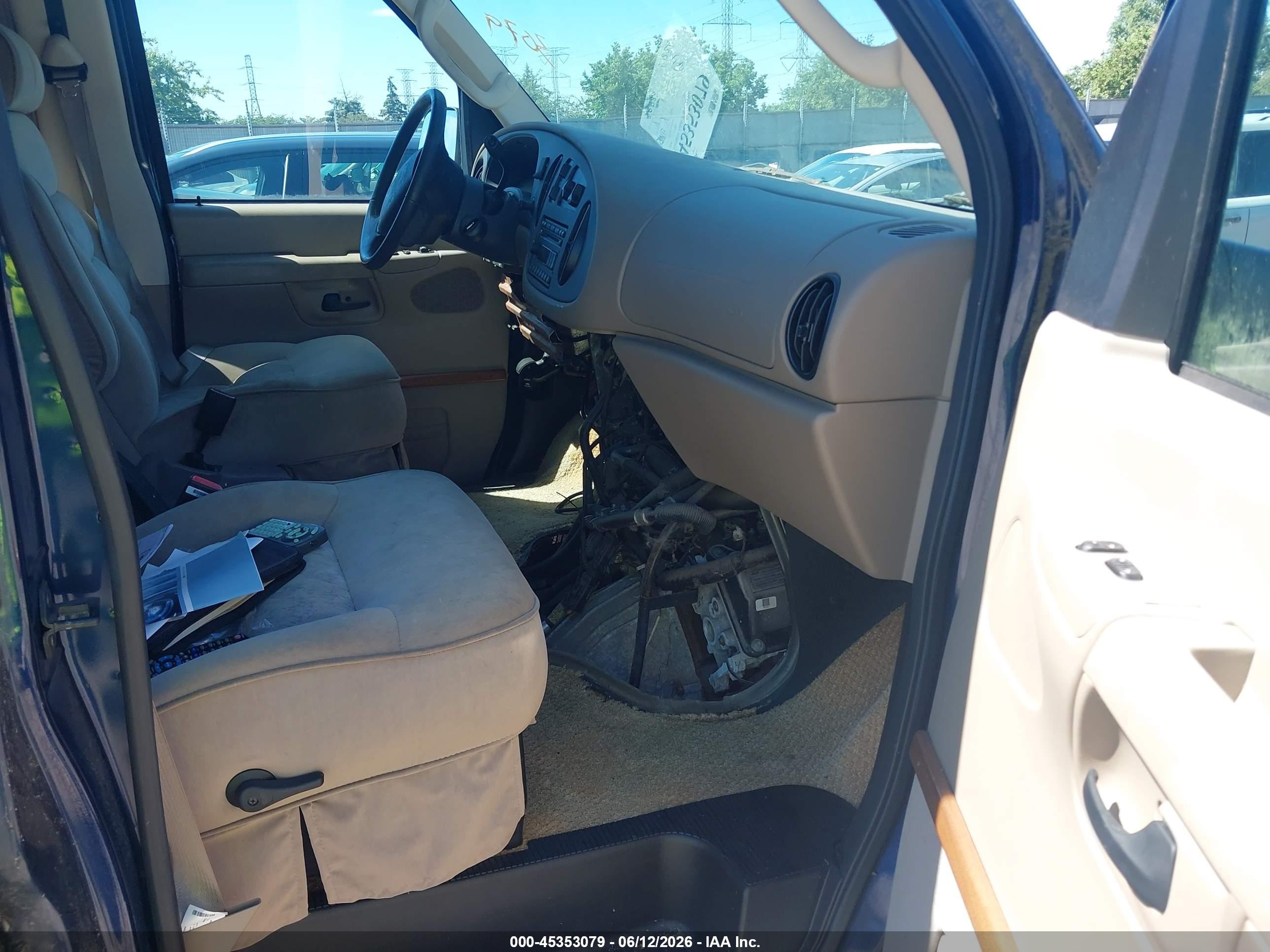 2006 Ford E-250 Commercial/recreational Blue vin: 1FDNE24L76HB28605