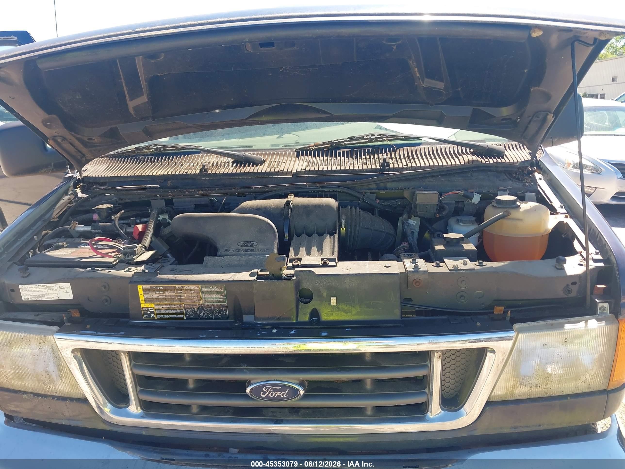 2006 Ford E-250 Commercial/recreational Blue vin: 1FDNE24L76HB28605
