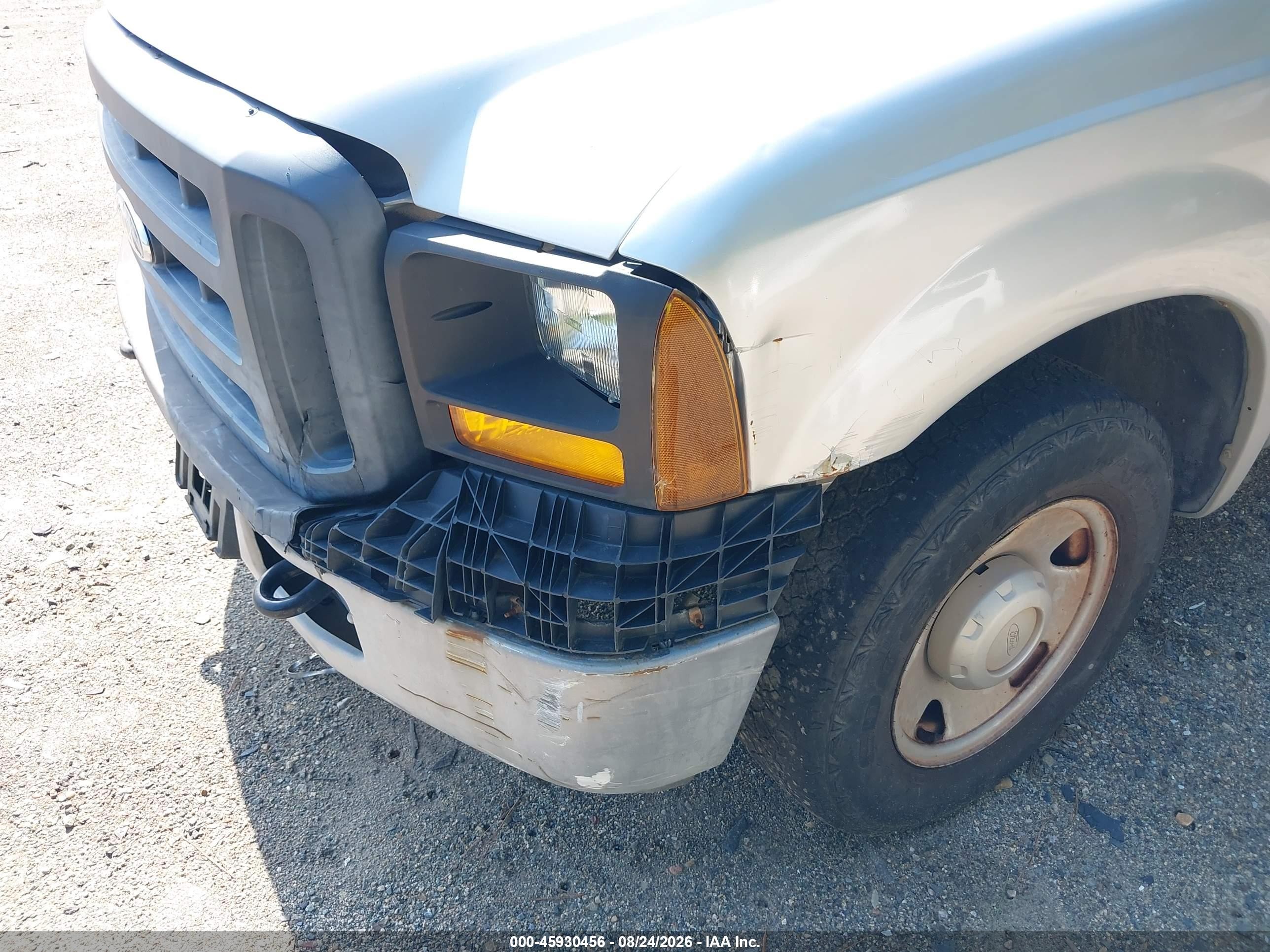 2007 Ford F-250 Xl/xlt Серебряный vin: 1FDNF20517EA77836