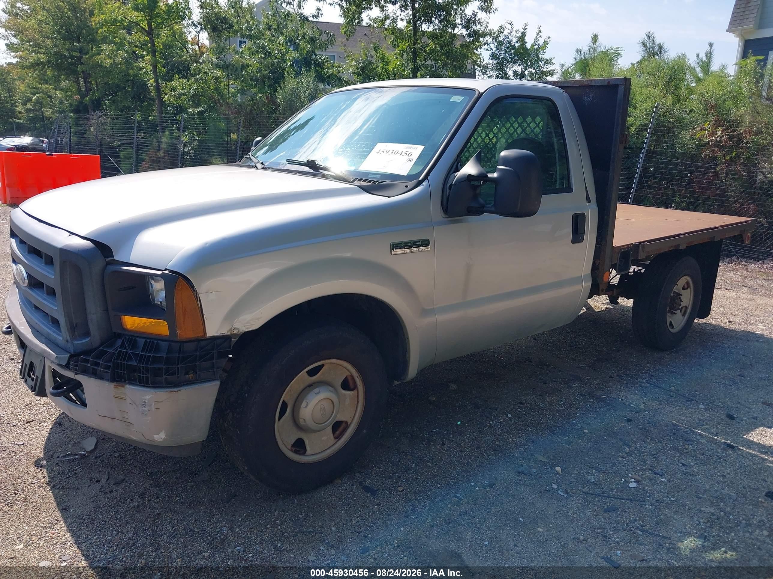 2007 Ford F-250 Xl/xlt Серебряный vin: 1FDNF20517EA77836