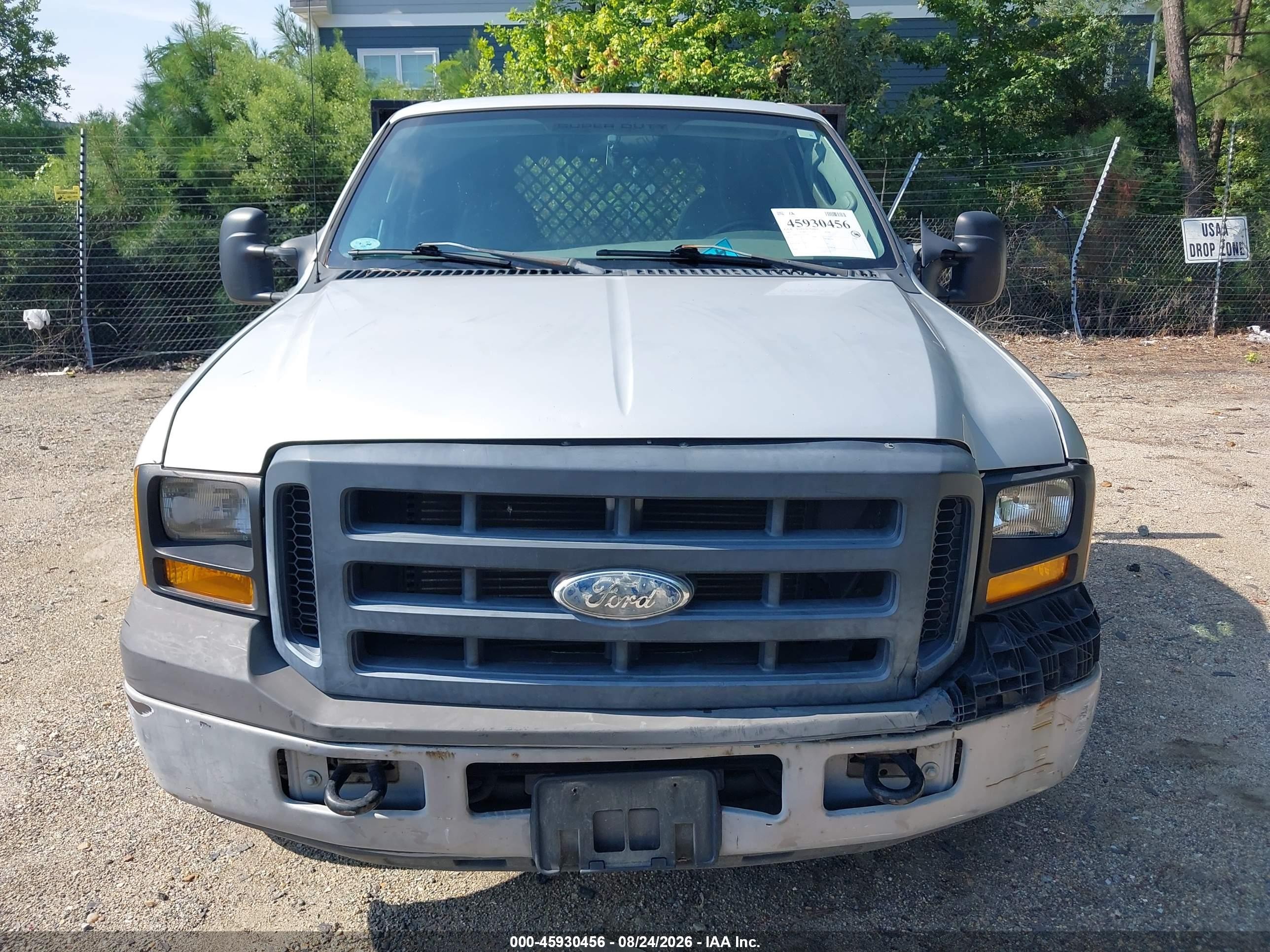2007 Ford F-250 Xl/xlt Серебряный vin: 1FDNF20517EA77836