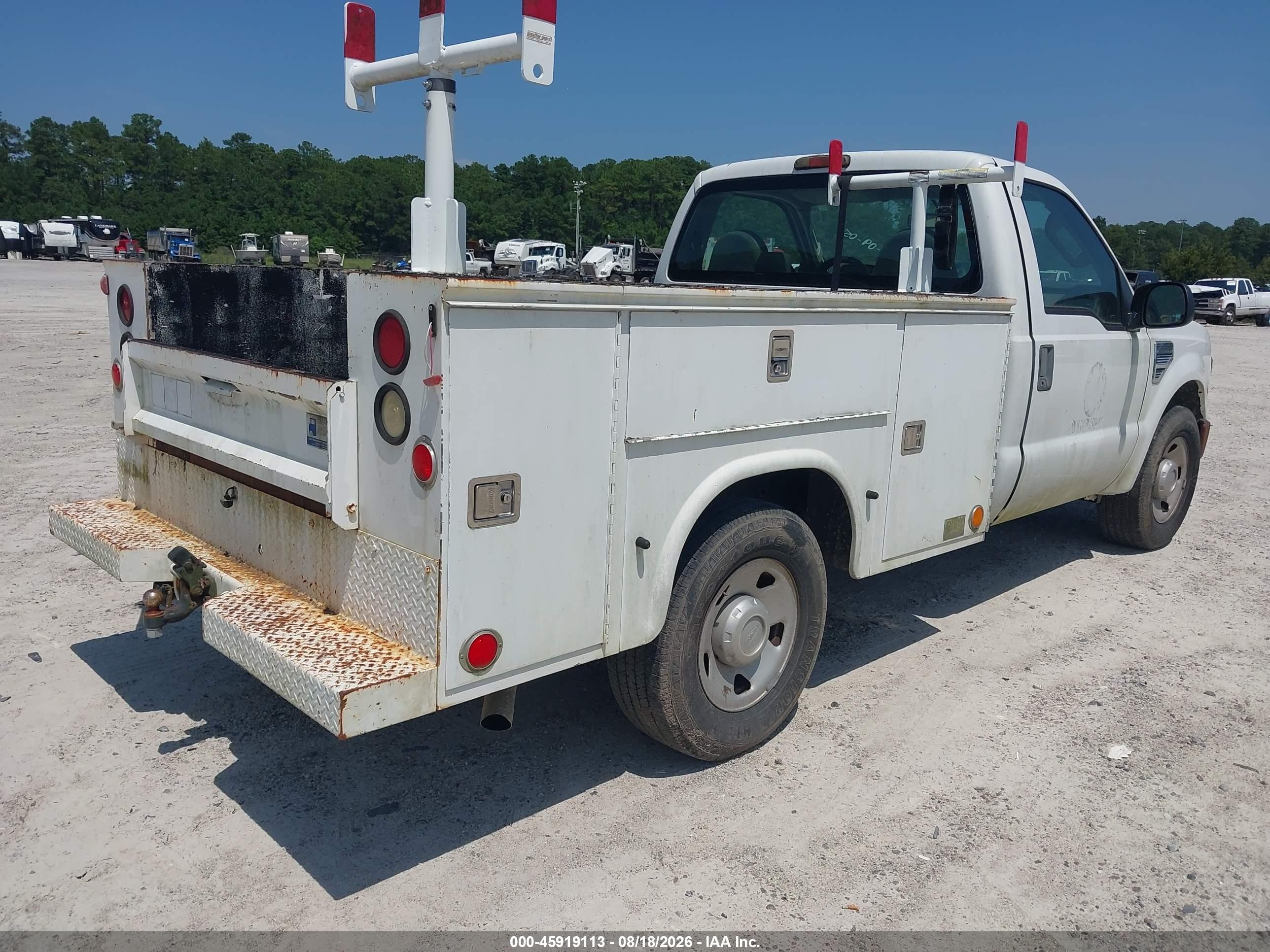 2009 Ford Super Duty F-250 Srw Xl/xlt White vin: 1FDNF20569EA93596