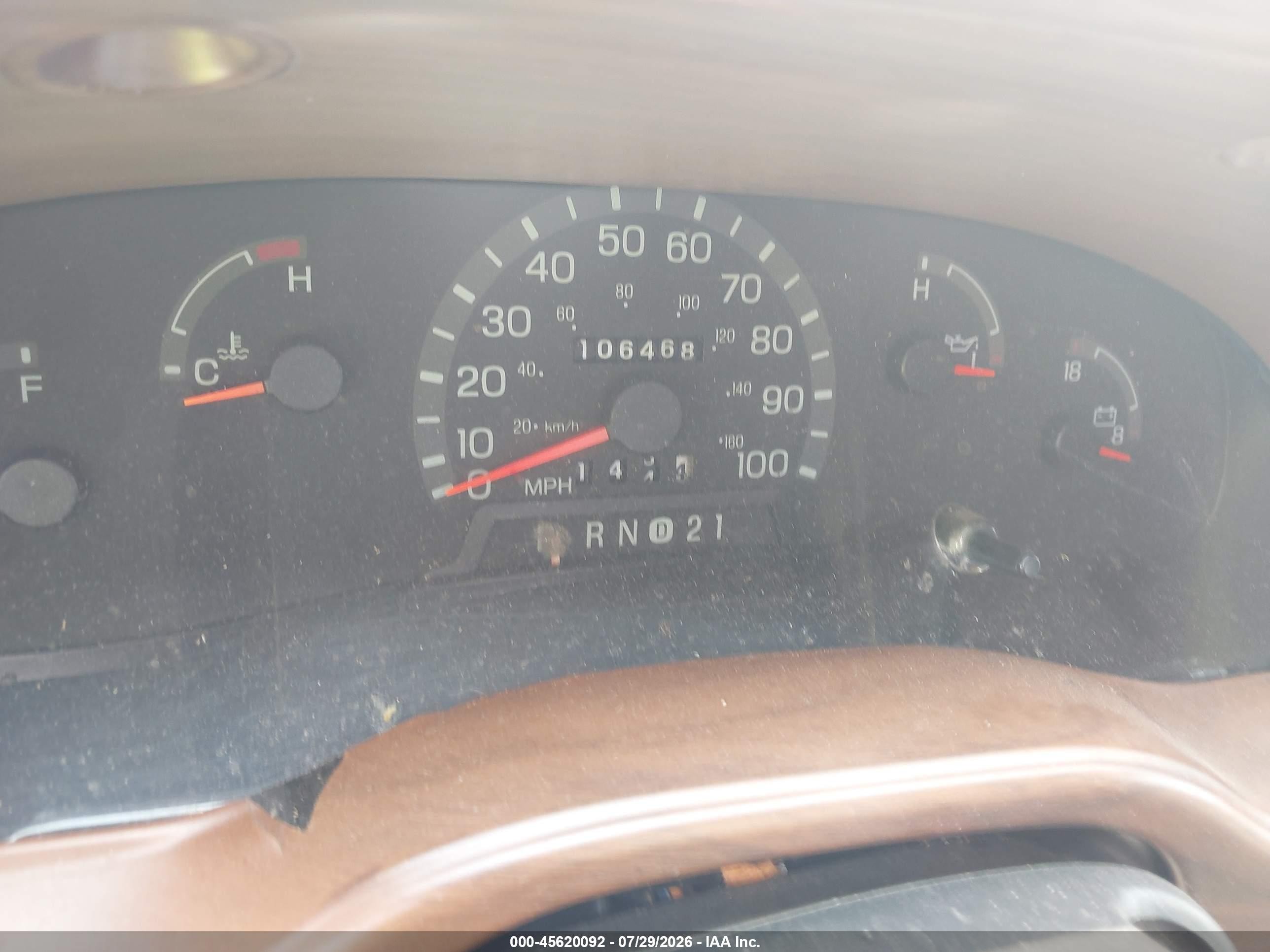 2002 Ford E-250 Commercial/recreational White vin: 1FDNS24L02HA18823