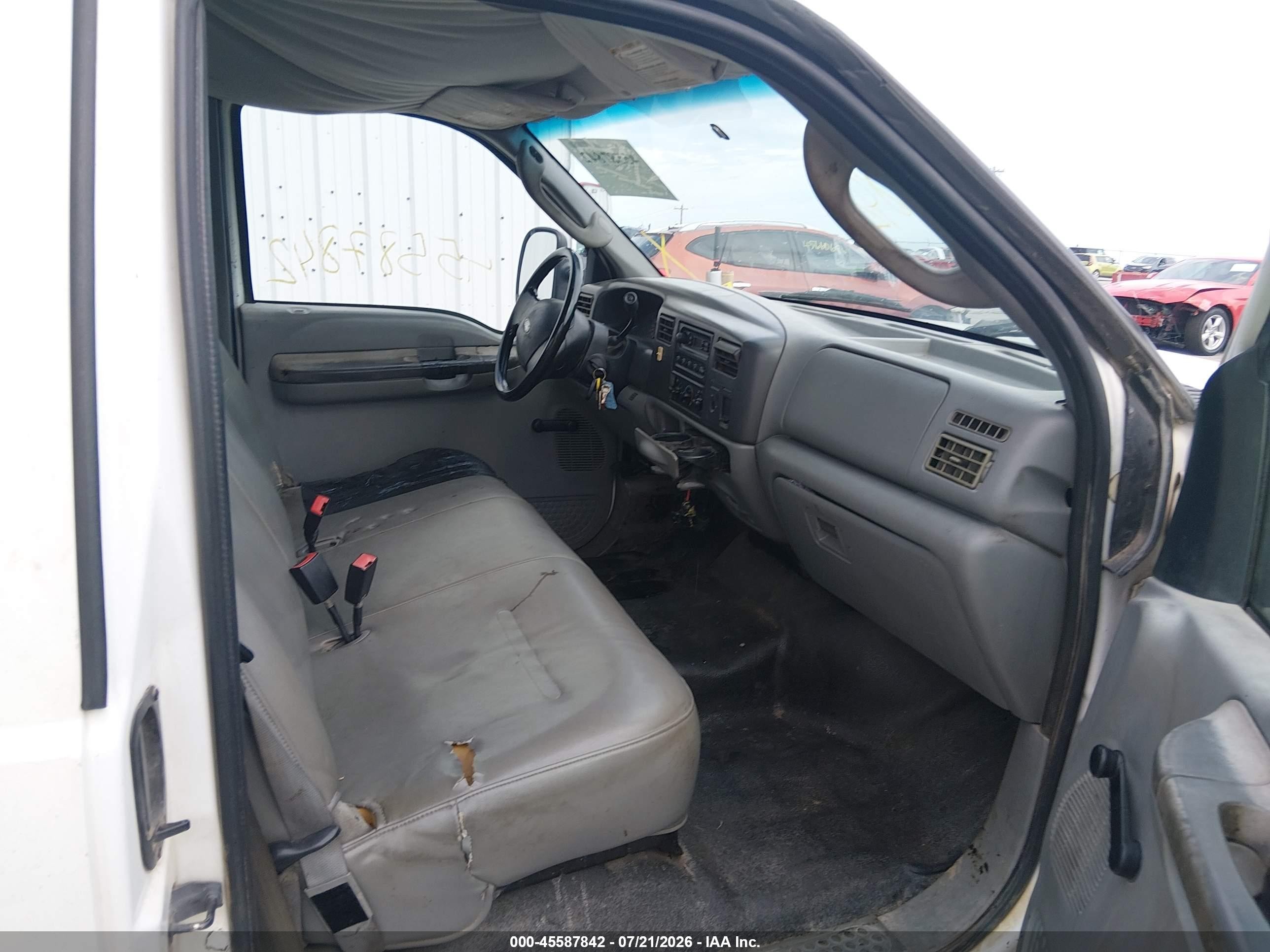 2004 Ford F-250 Lariat/xl/xlt White vin: 1FDNX20L84ED40895