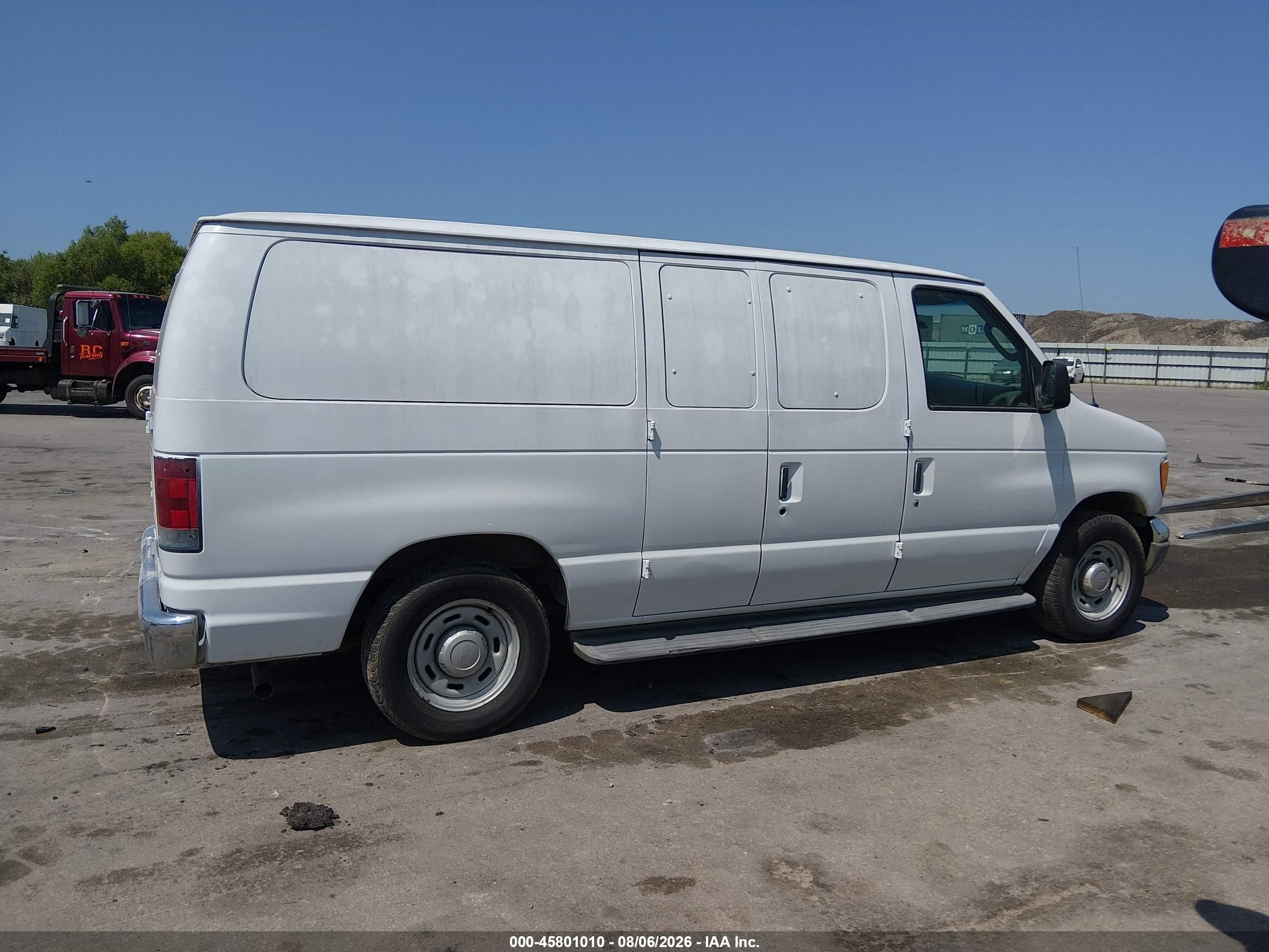 2006 Ford E-150 Chateau/xl/xlt White vin: 1FDRE11W16DA92895