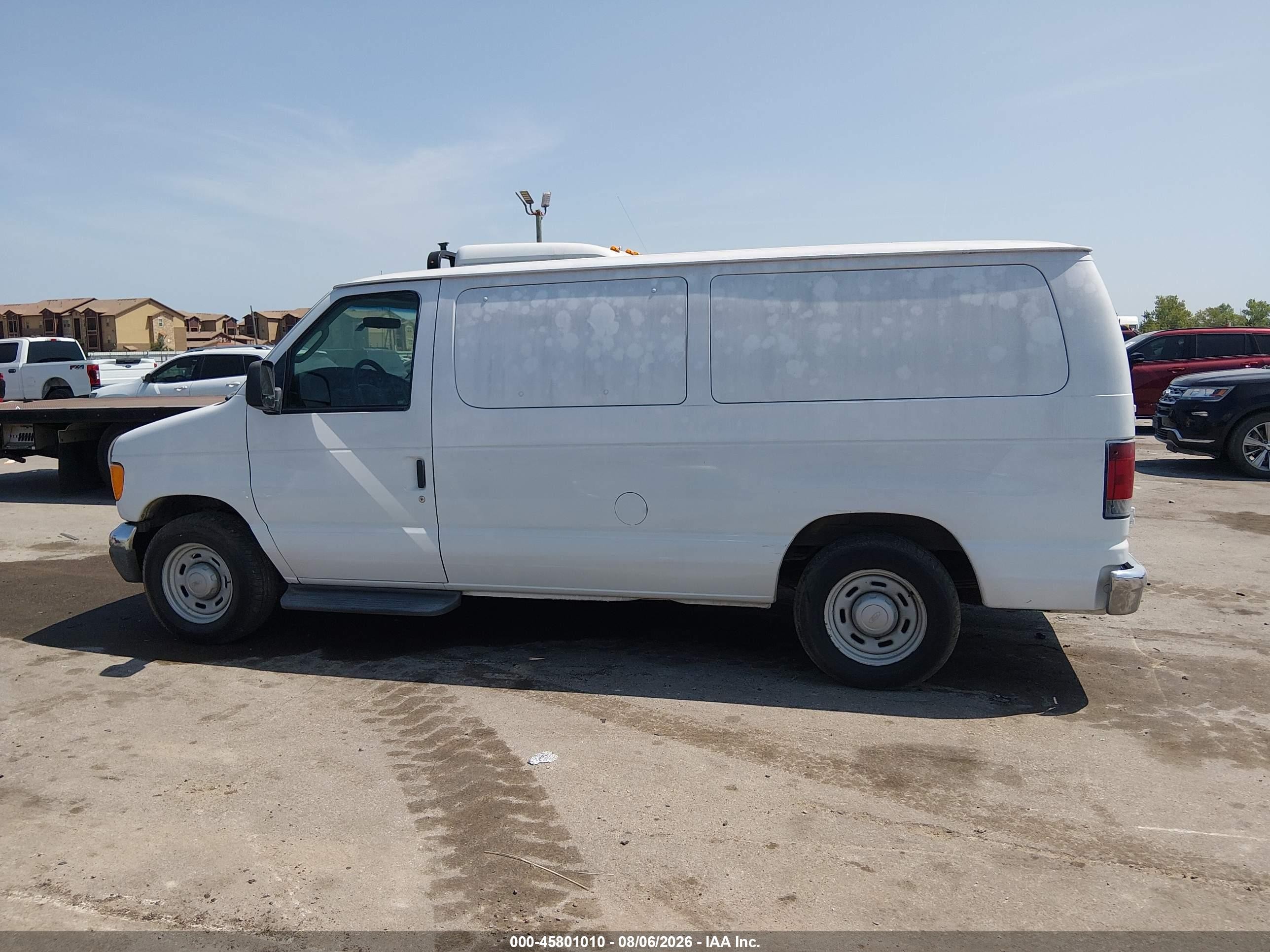 2006 Ford E-150 Chateau/xl/xlt White vin: 1FDRE11W16DA92895