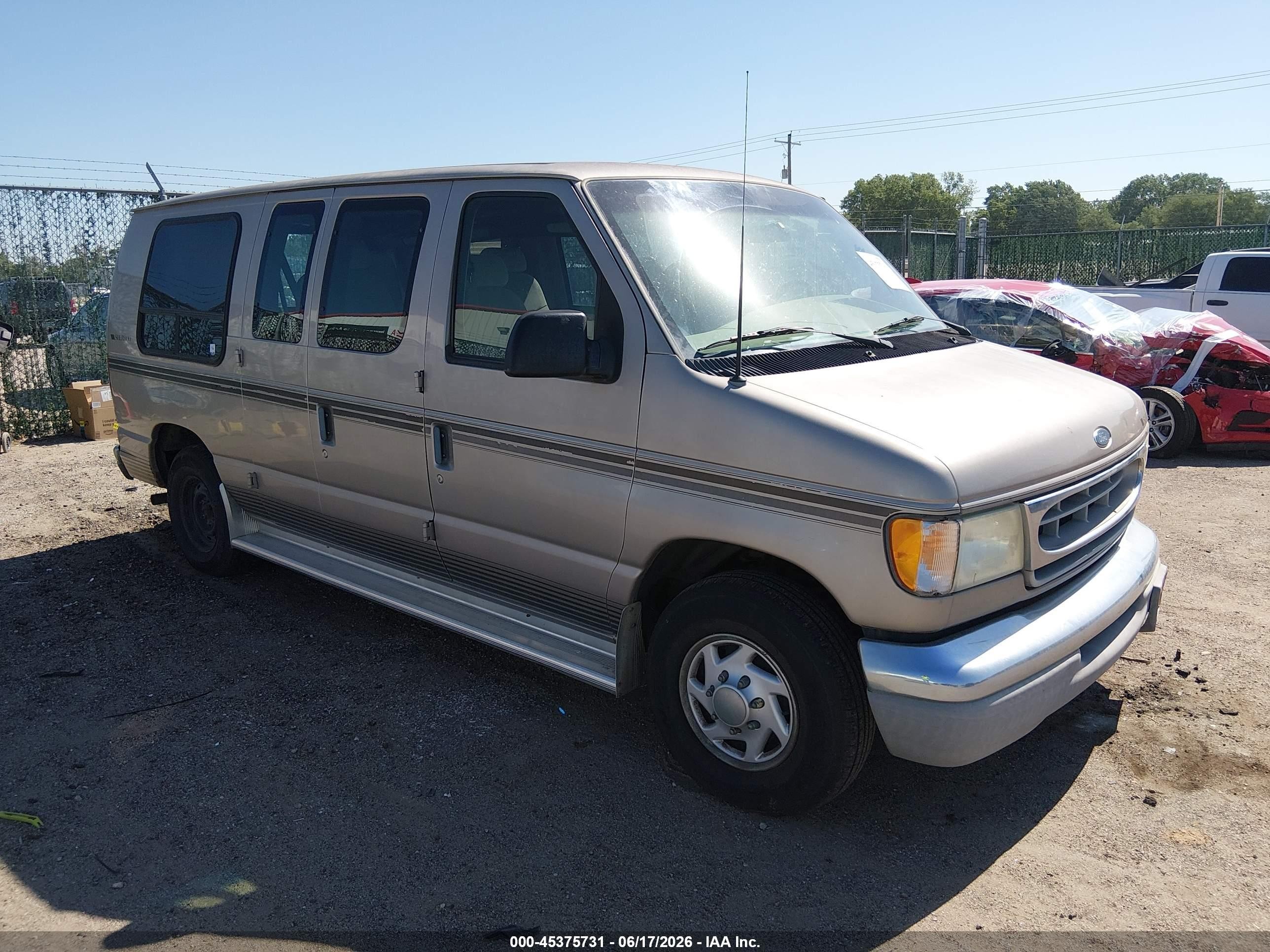2002 Ford E-150 Commercial/recreational Gray vin: 1FDRE14252HA93513