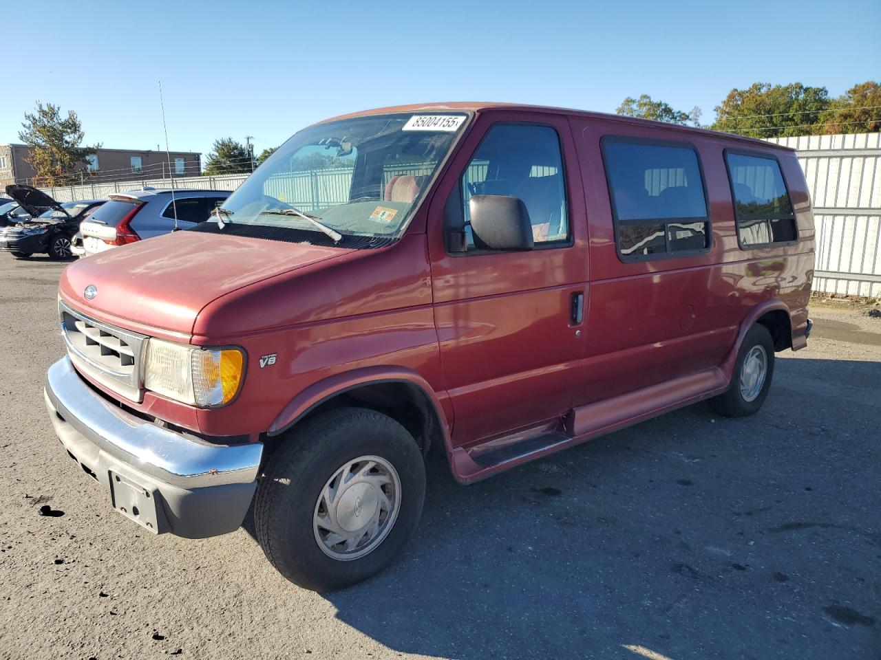 1998 Ford Econoline E150 Van Burgundy vin: 1FDRE1467WHC18598