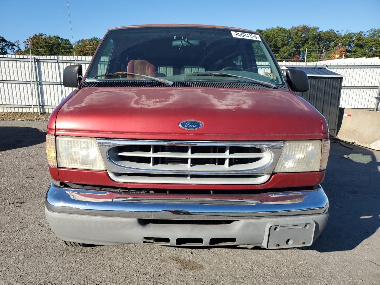 1998 Ford Econoline E150 Van Burgundy vin: 1FDRE1467WHC18598