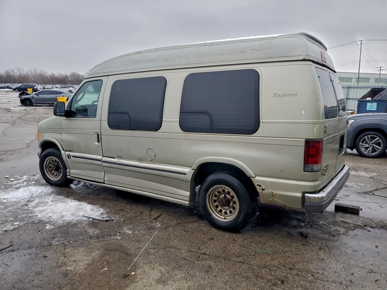 2004 Ford Econoline E150 Van Желто-коричневый vin: 1FDRE14L14HB41620