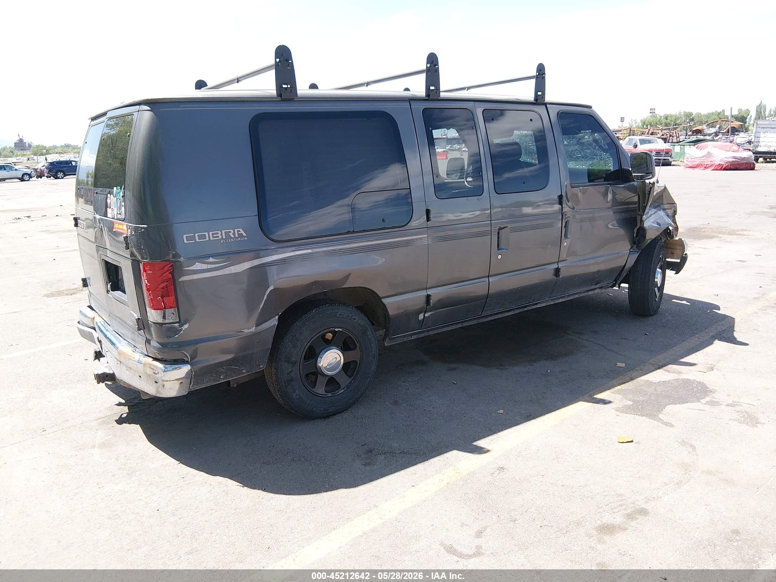 2004 Ford E-150 Recreational Серый vin: 1FDRE14L54HA02865