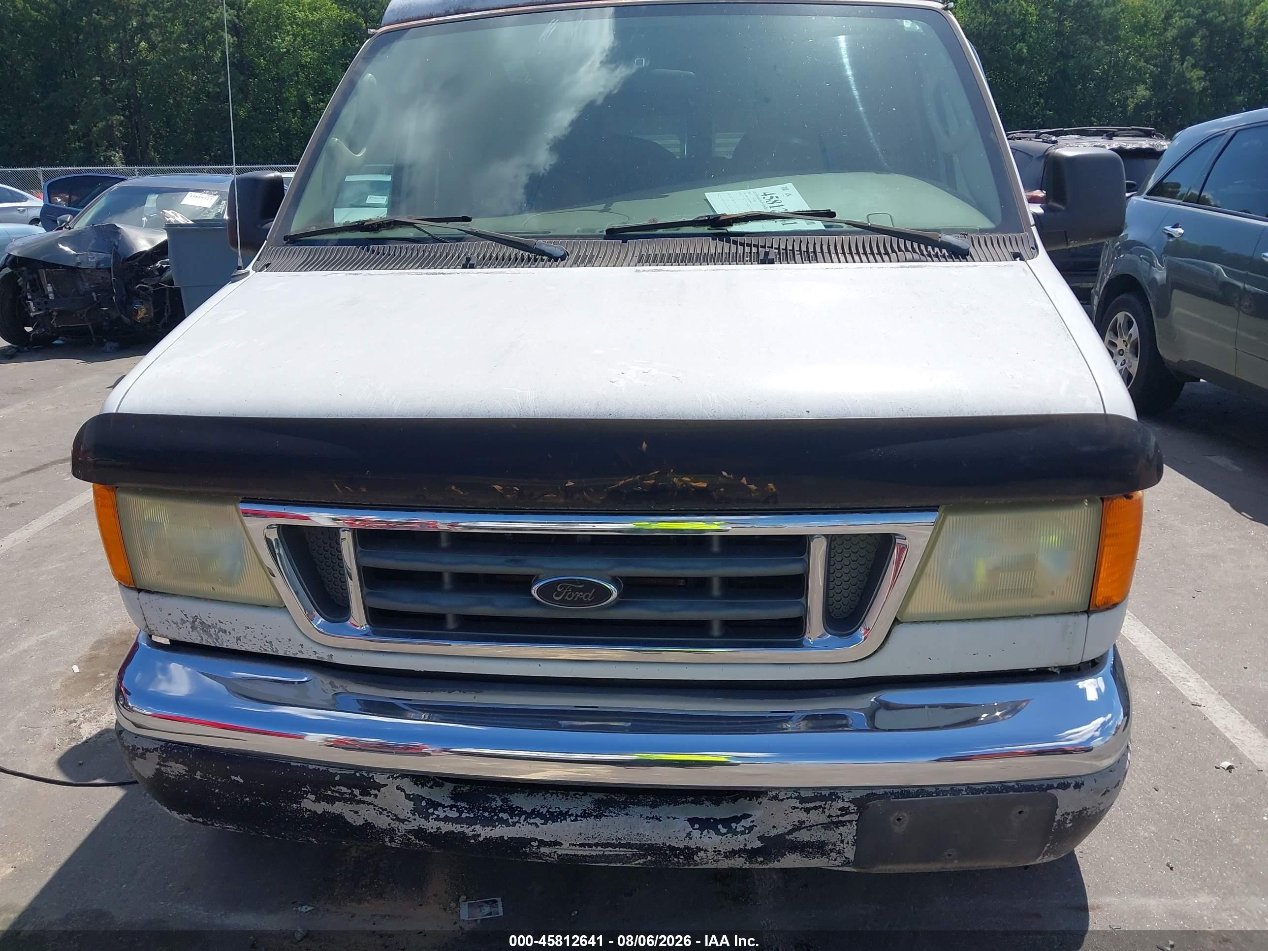 2003 Ford E-150 Recreational White vin: 1FDRE14L63HB94697
