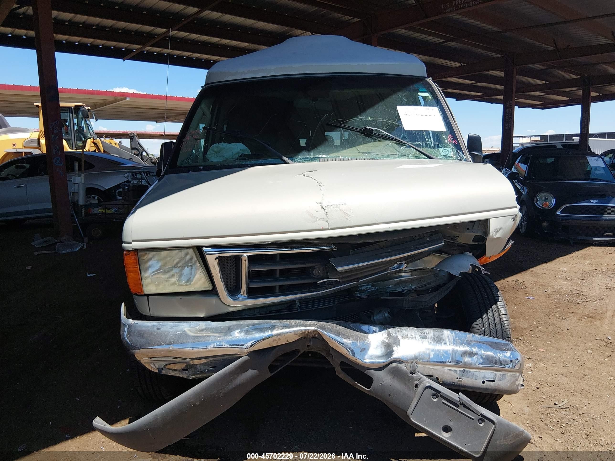 2005 Ford E-150 Recreational Champagne vin: 1FDRE14LX5HB13400
