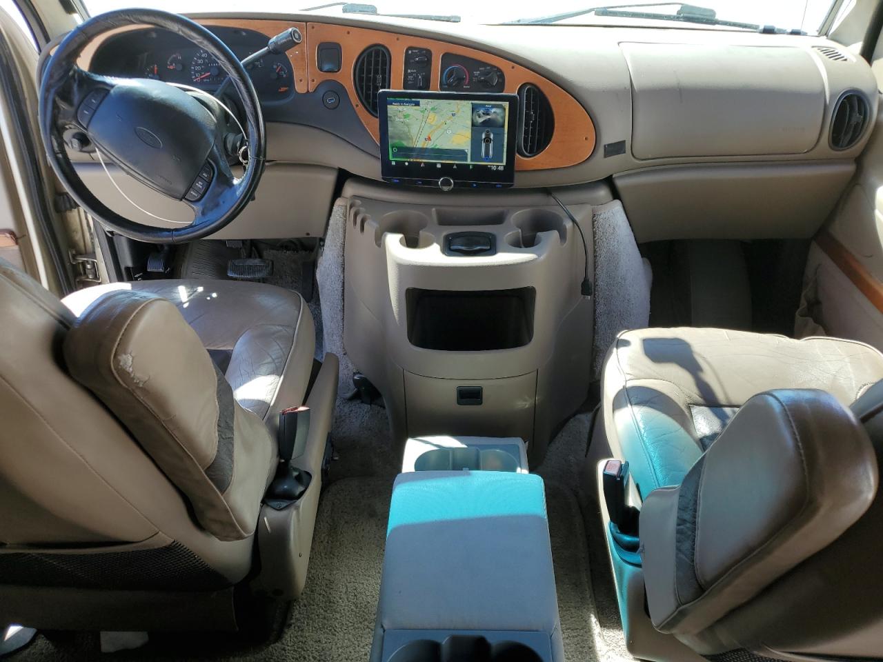 2000 Ford Econoline E150 Van Tan vin: 1FDRE14LXYHA20588