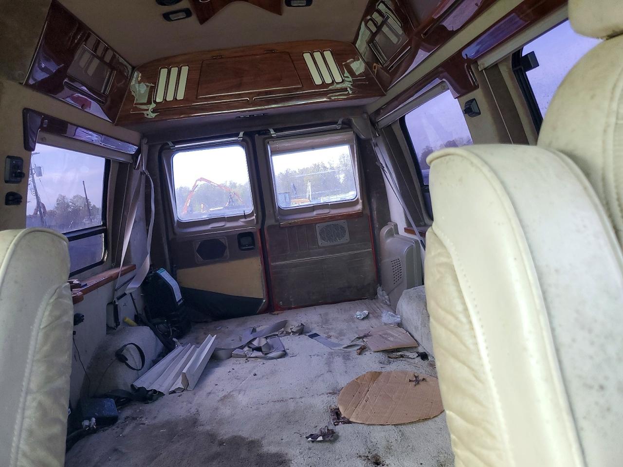 1999 Ford Econoline E150 Van Maroon vin: 1FDRE14W0XHB73084