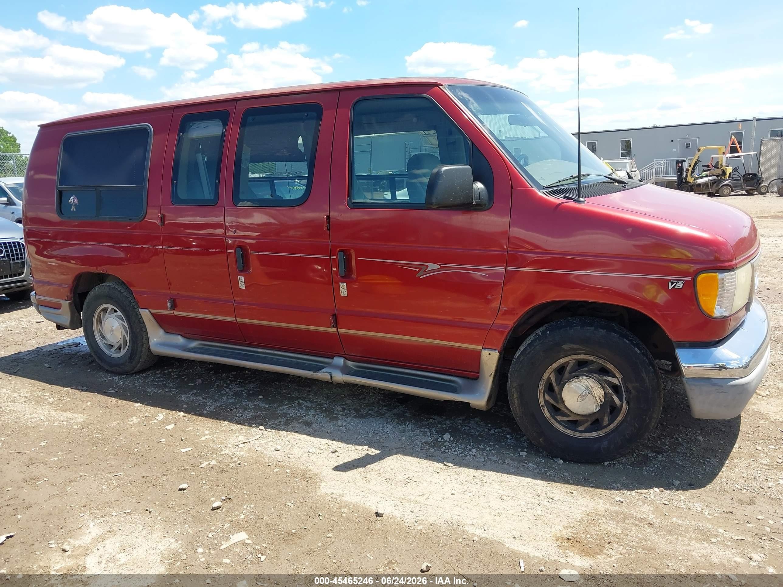 2002 Ford E-150 Commercial/recreational Red vin: 1FDRE14W12HB09676