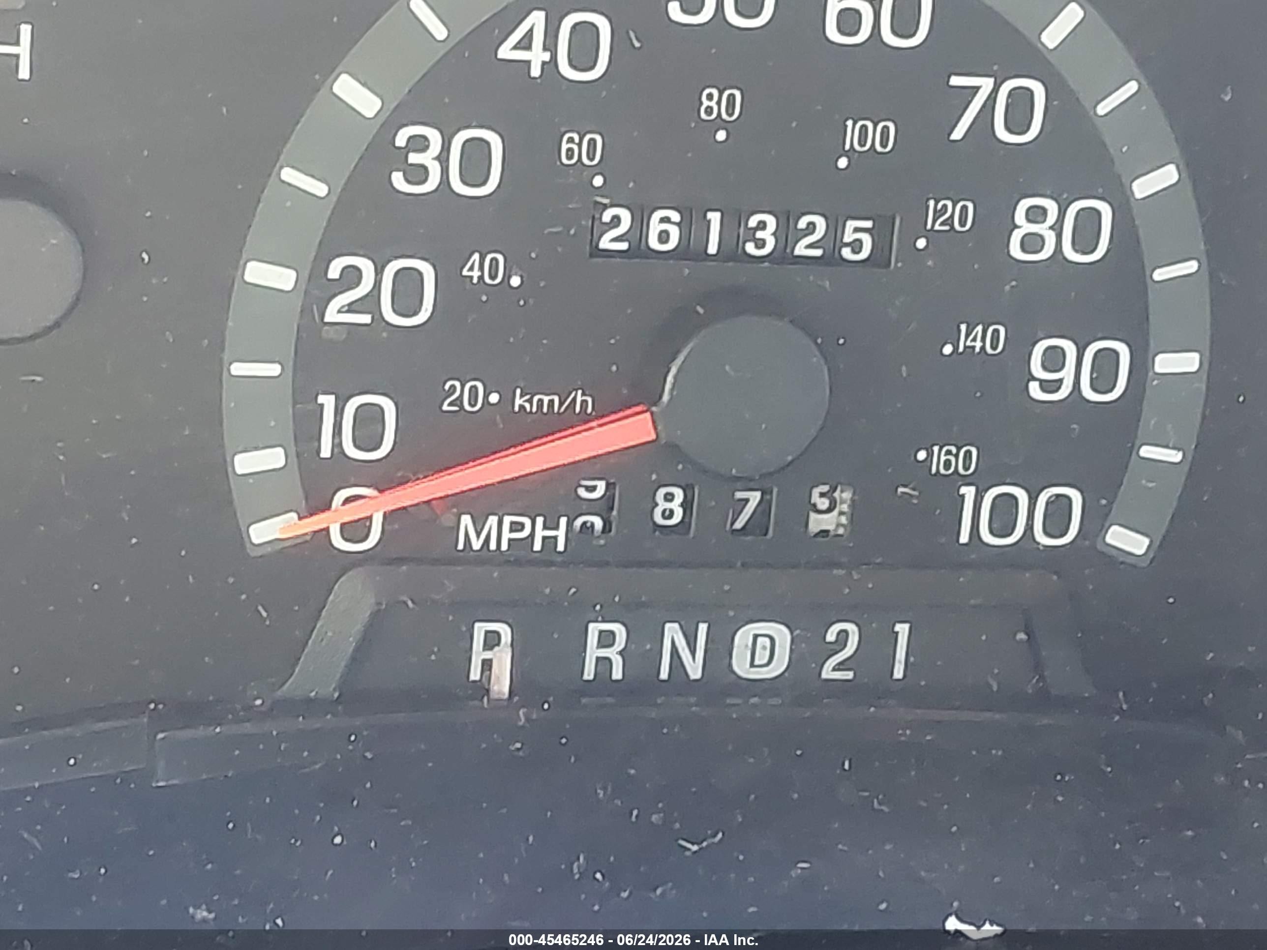 2002 Ford E-150 Commercial/recreational Red vin: 1FDRE14W12HB09676