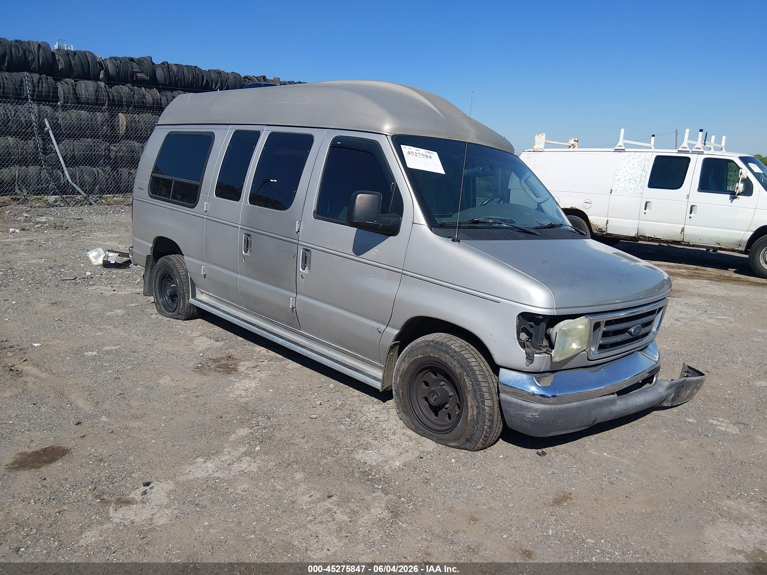 2003 Ford E-150 Recreational Brown vin: 1FDRE14W33HB65216