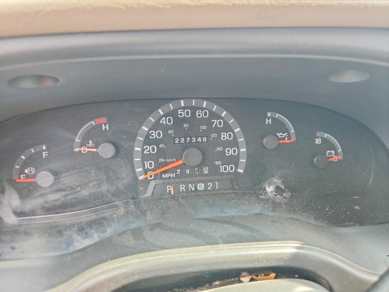 2003 Ford Econoline E150 Van Tan vin: 1FDRE14W53HB90439