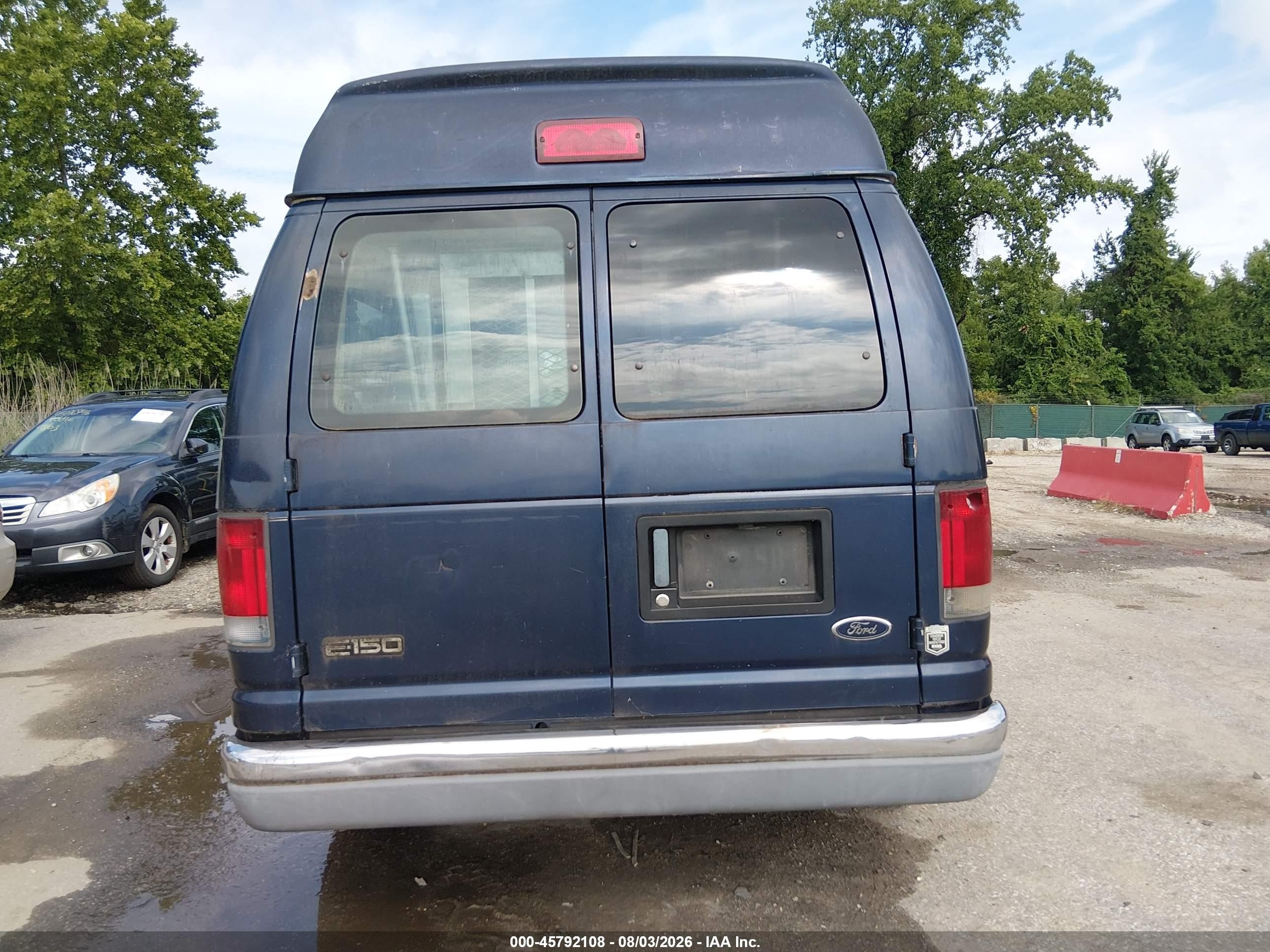 2002 Ford E-150 Commercial/recreational Синий vin: 1FDRE14W62HA20444