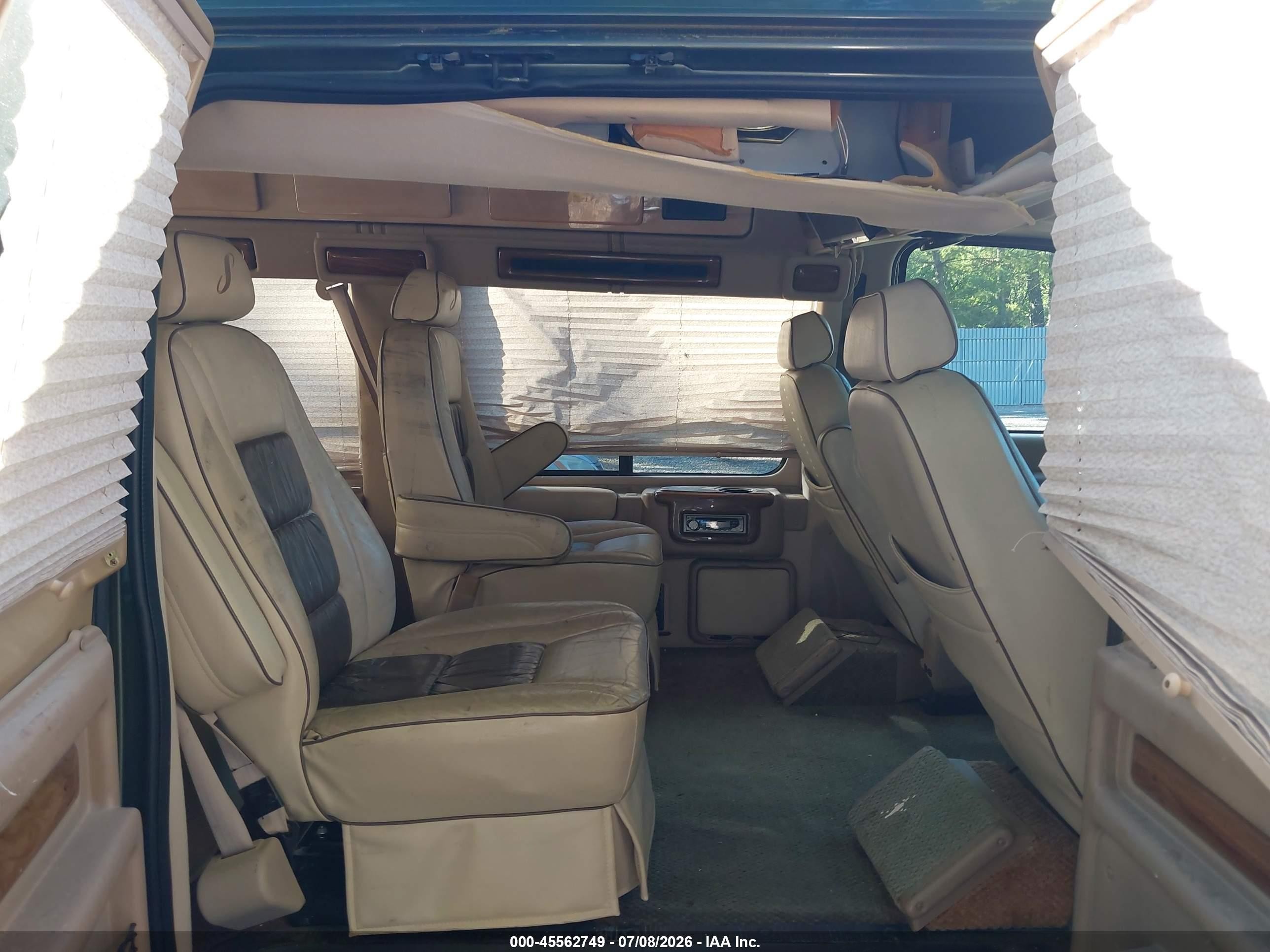 2002 Ford E-150 Commercial/recreational Green vin: 1FDRE14W62HB76970
