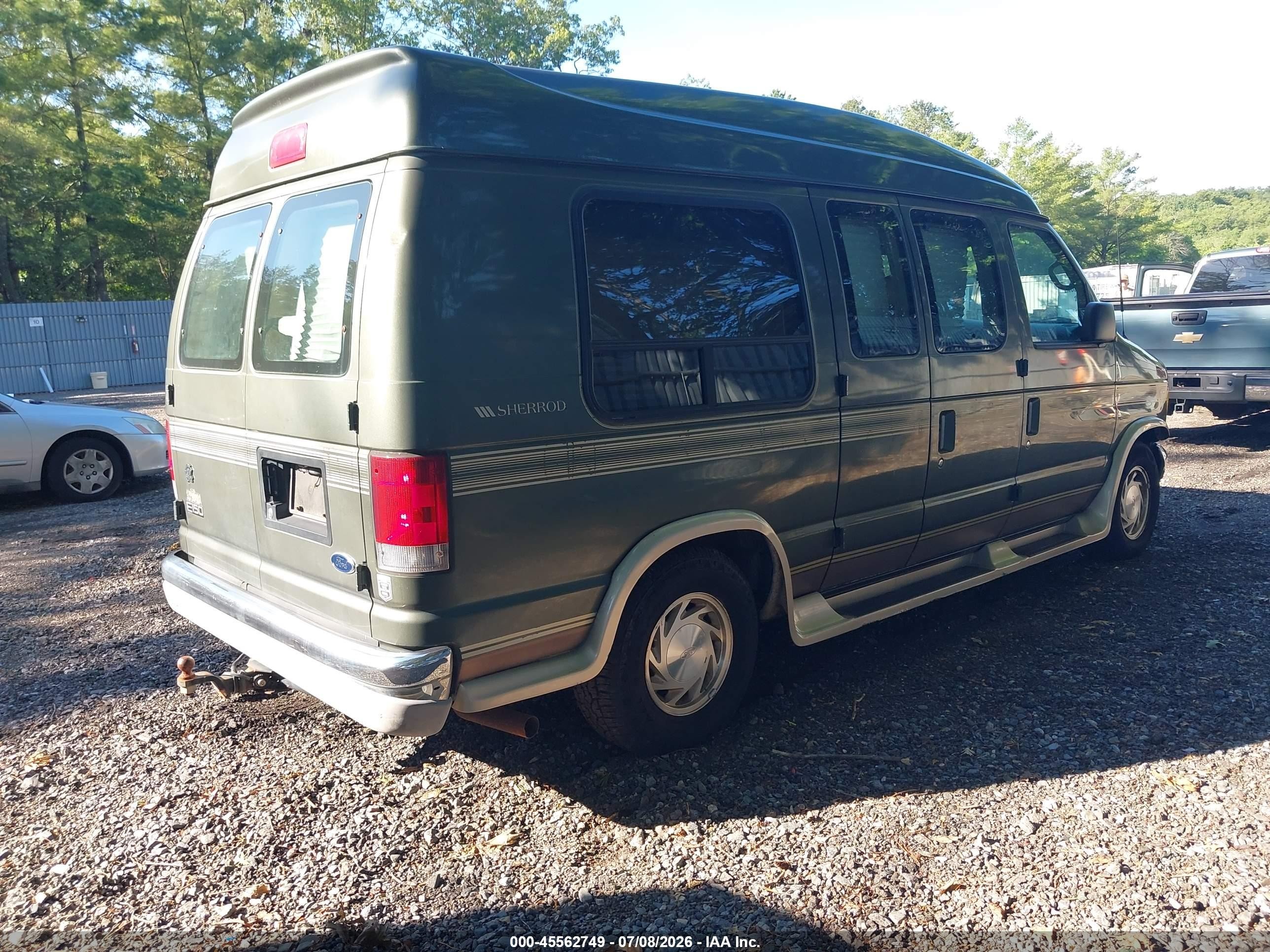 2002 Ford E-150 Commercial/recreational Green vin: 1FDRE14W62HB76970