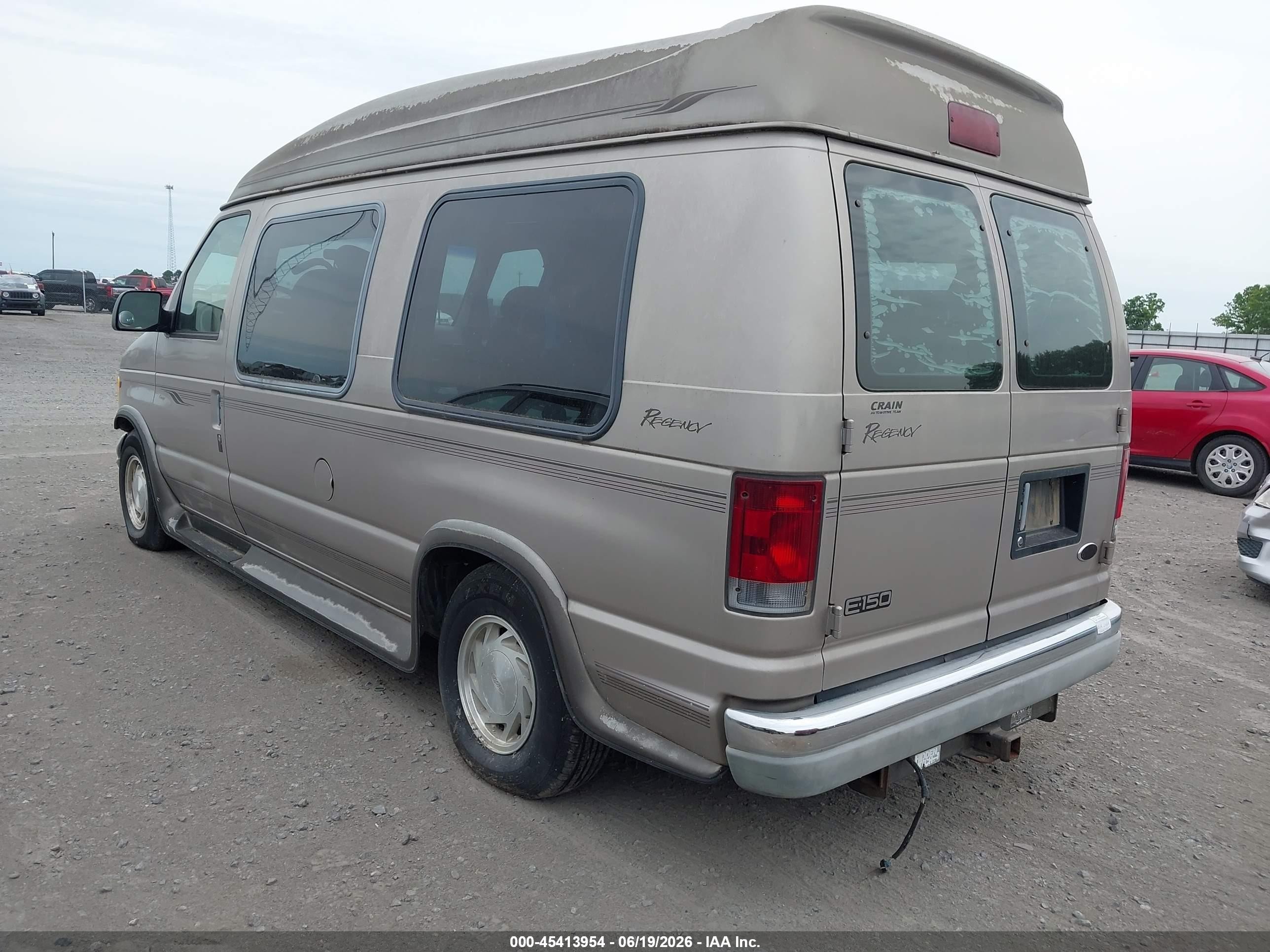 2002 Ford E-150 Commercial/recreational Gold vin: 1FDRE14WX2HB76633