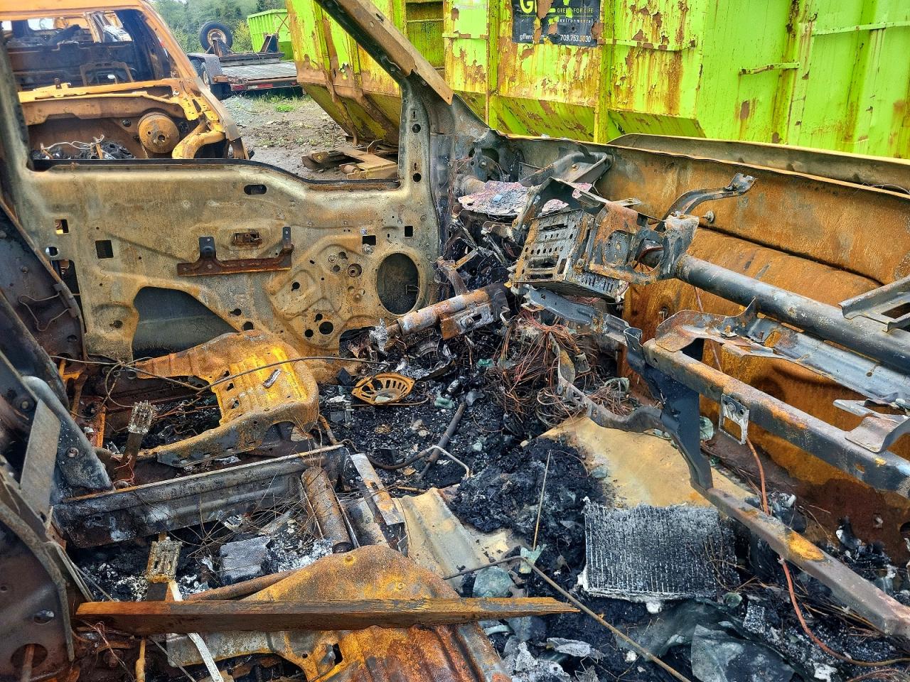 2014 Ford F350 Super Duty Burn vin: 1FDRF3G69EEA24238